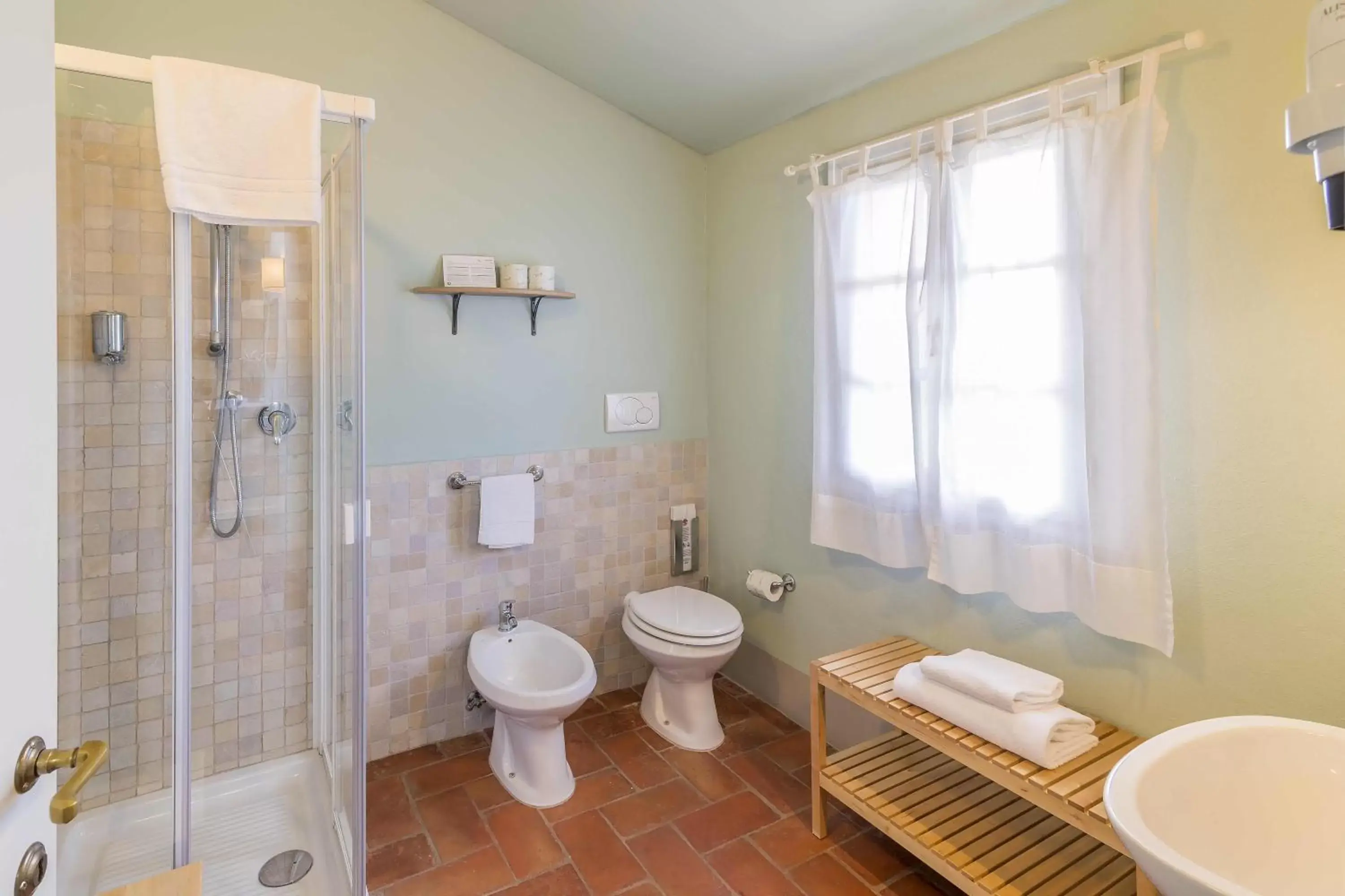 Bathroom in Le Sodole Country Resort & Golf