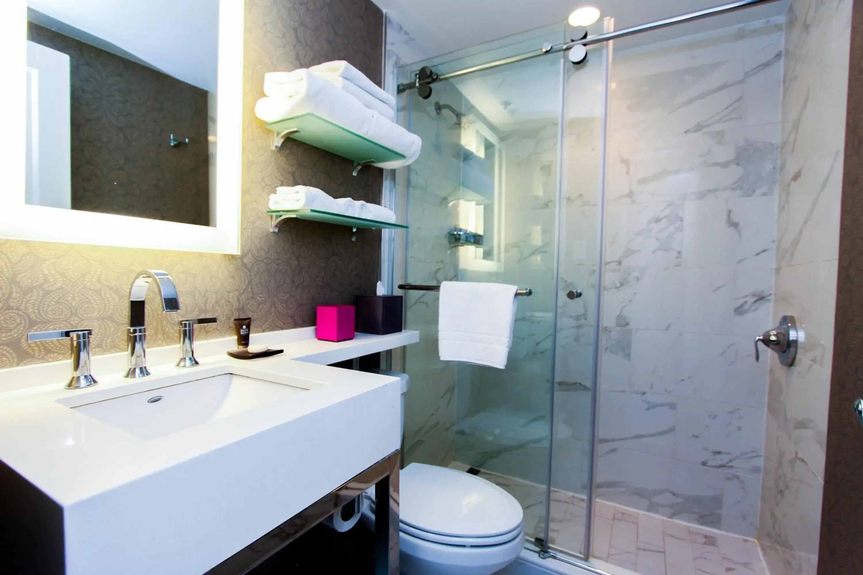 Bathroom in The Churchill Hotel Near Embassy Row