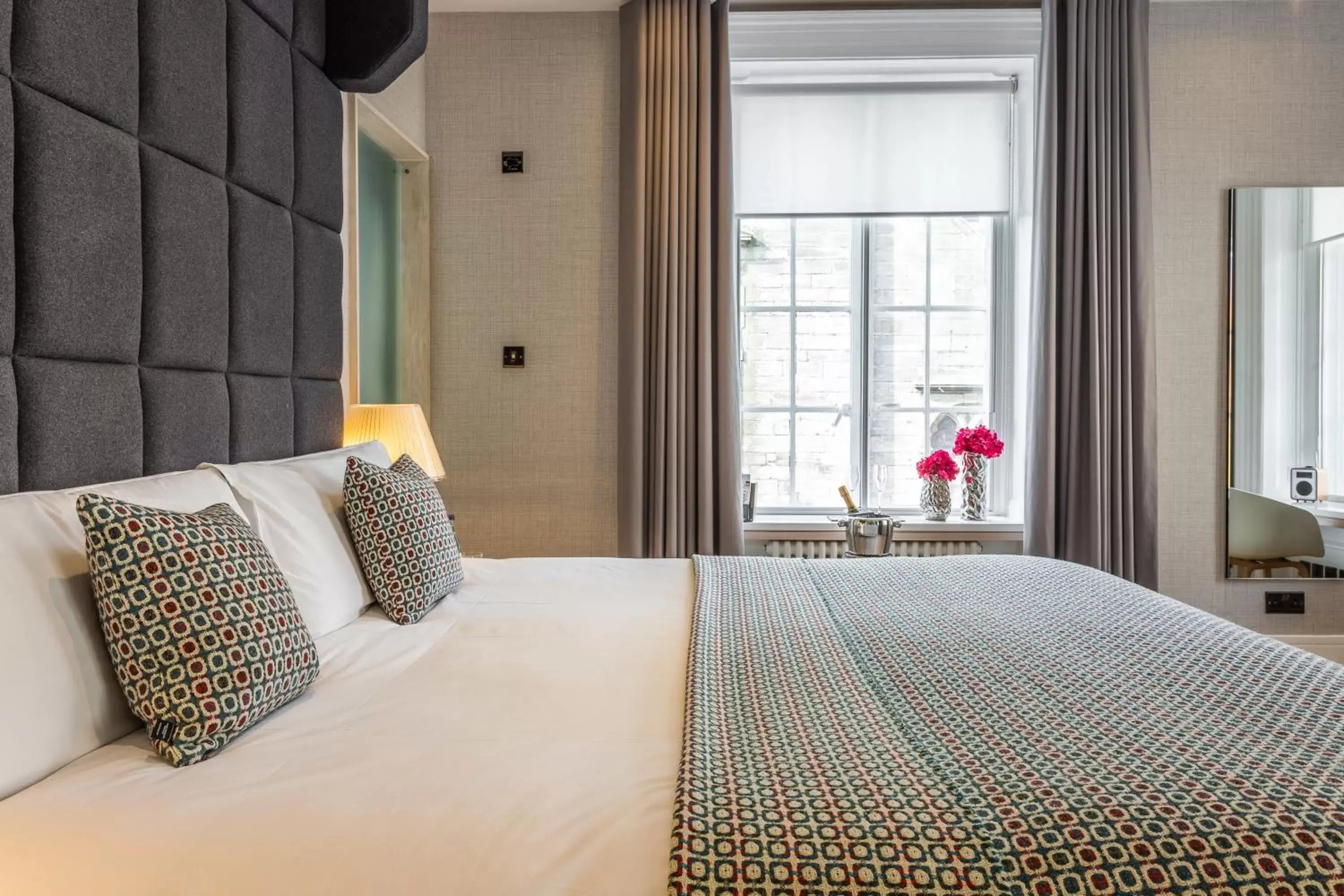 Bed in The Inn on the Mile Bed in The Inn on the Mile