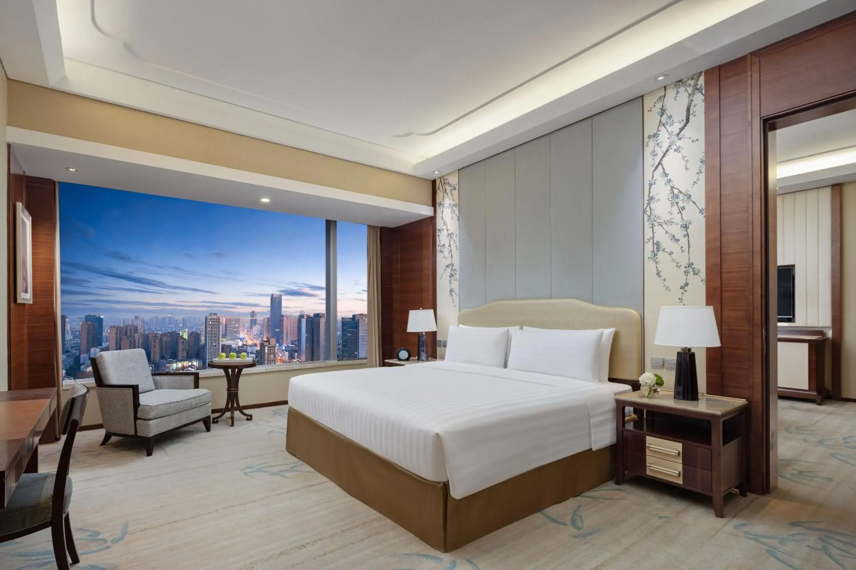 Bedroom in Shangri-La Hefei