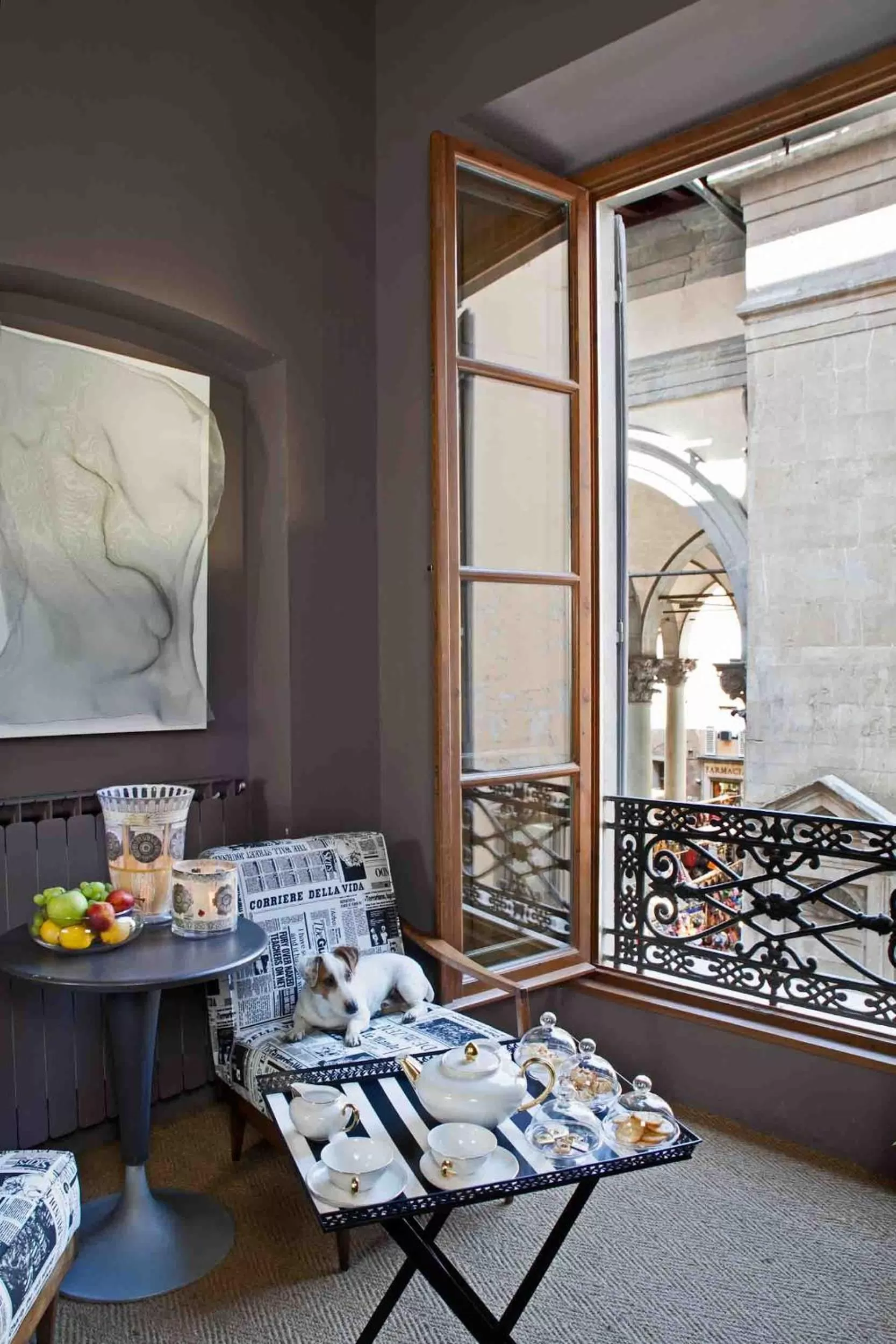 Seating area in Porcellino Gallery Art Boutique BB