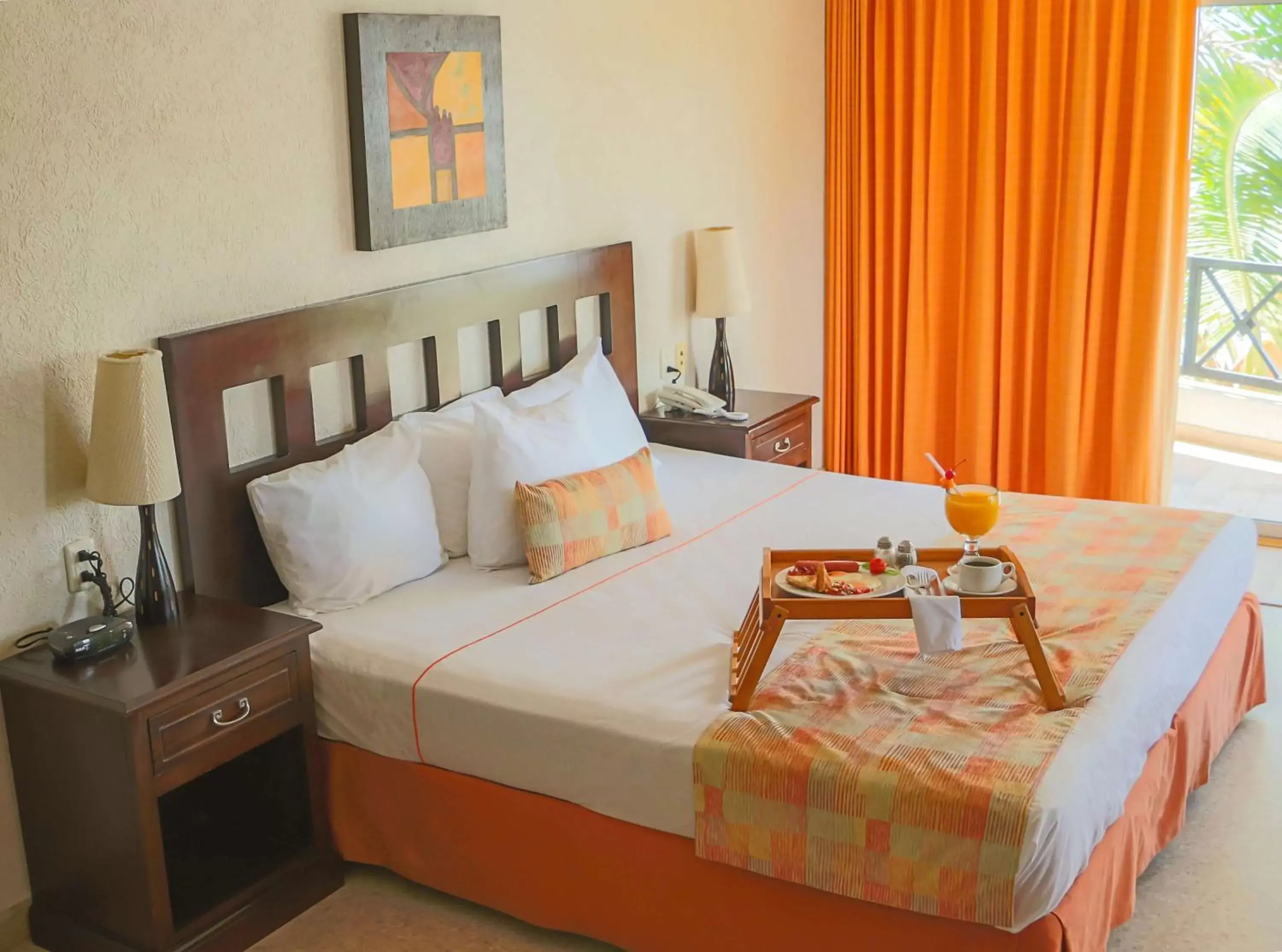 Photo of the whole room, Bed in Best Western Hotel Posada Freeman Zona Dorada