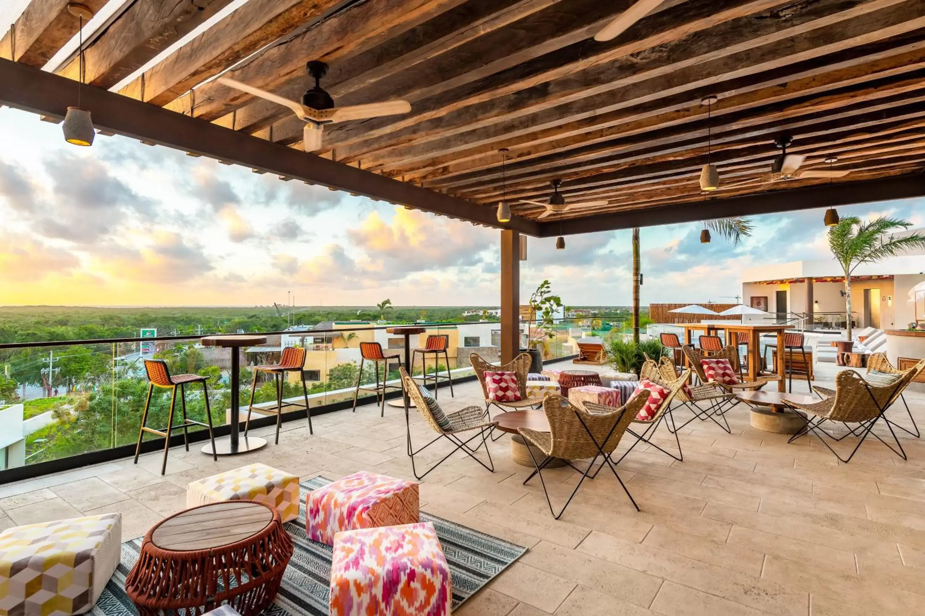 Lounge or bar, Restaurant/Places to Eat in Aloft Tulum