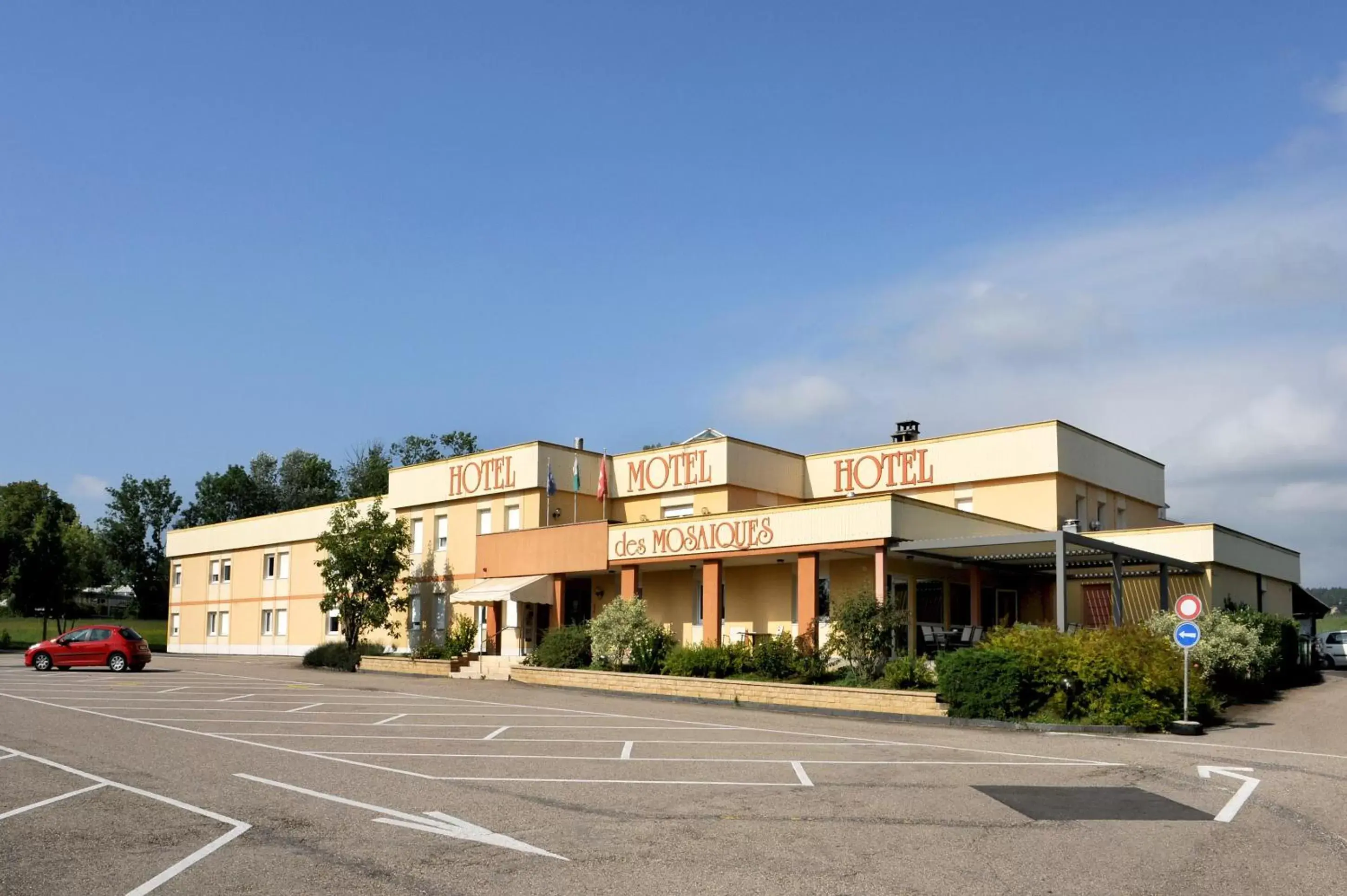 Property Building in Hôtel des Mosaiques