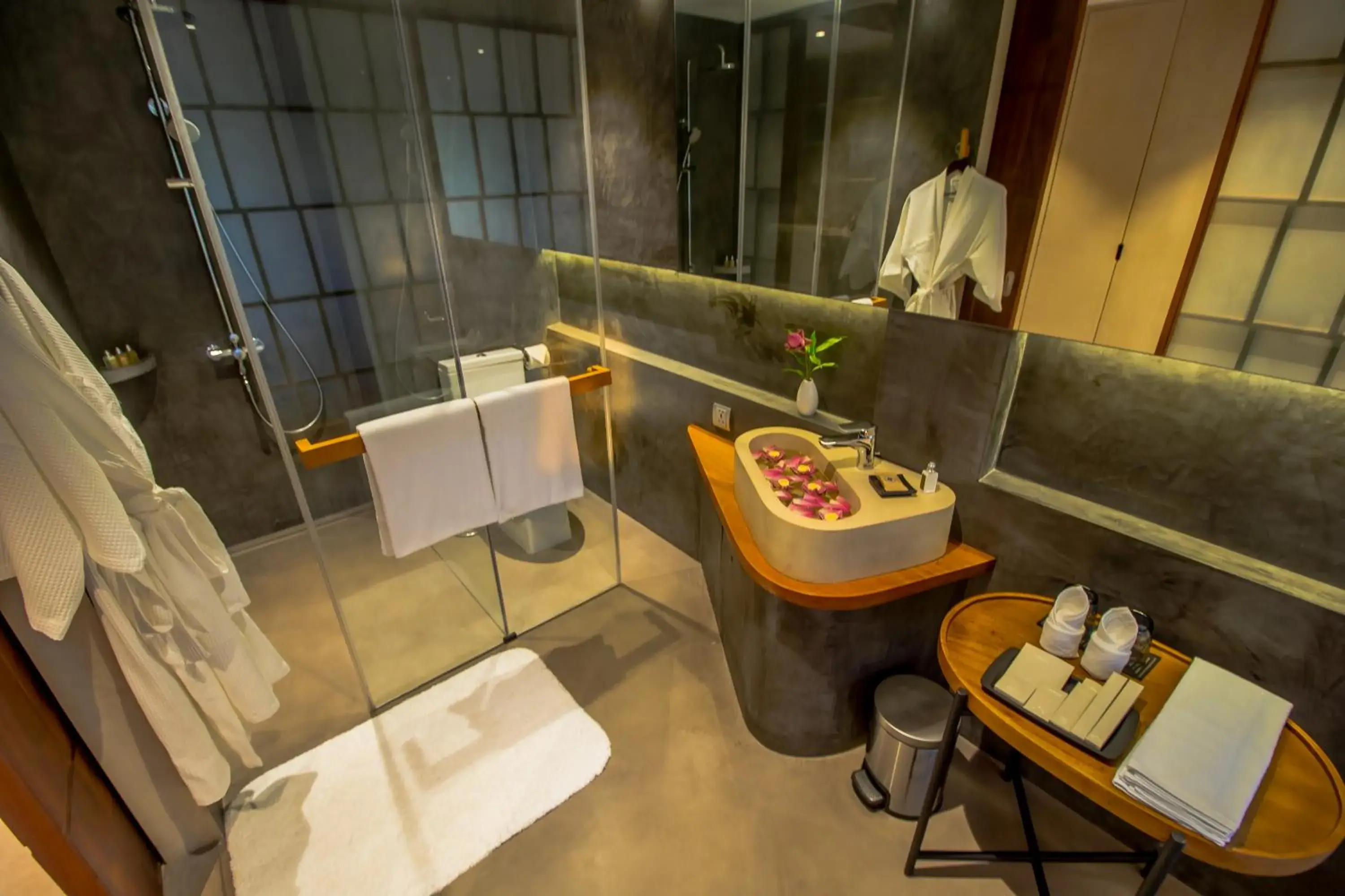 Toilet, Bathroom in Sakmut Boutique Hotel