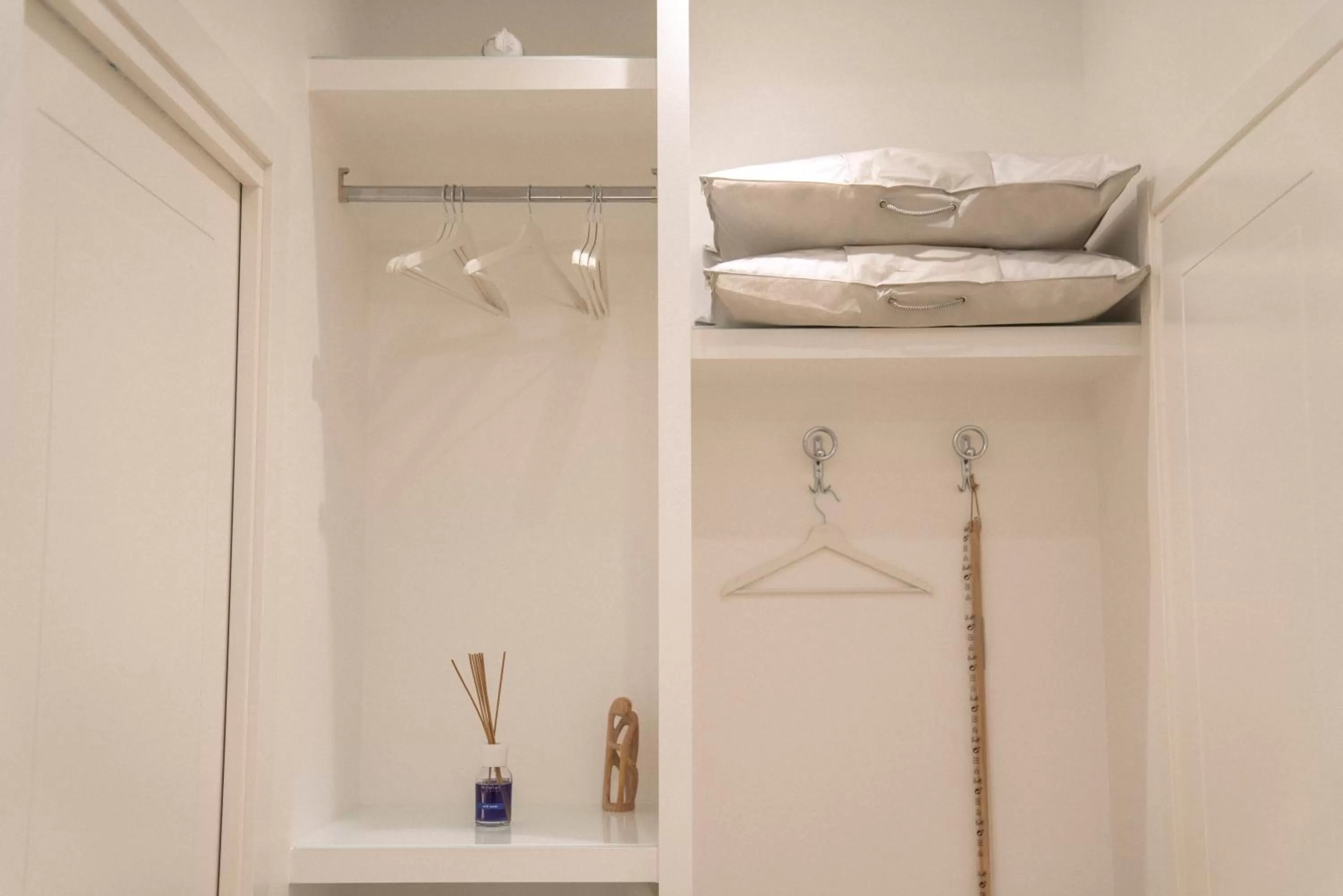 hair dresser, Bathroom in Otto Apulia House