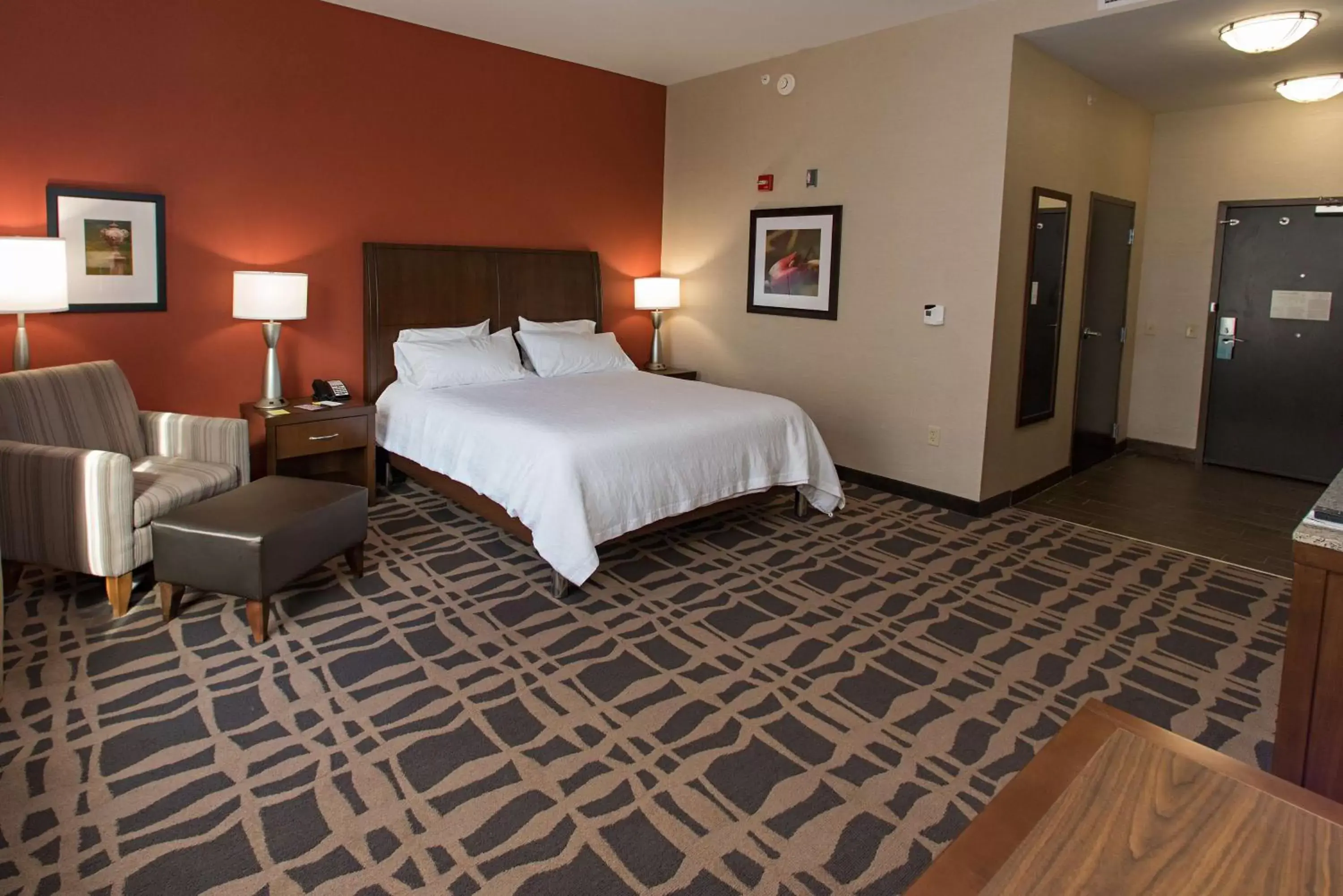 Bed in Hilton Garden Inn Dayton South - Austin Landing