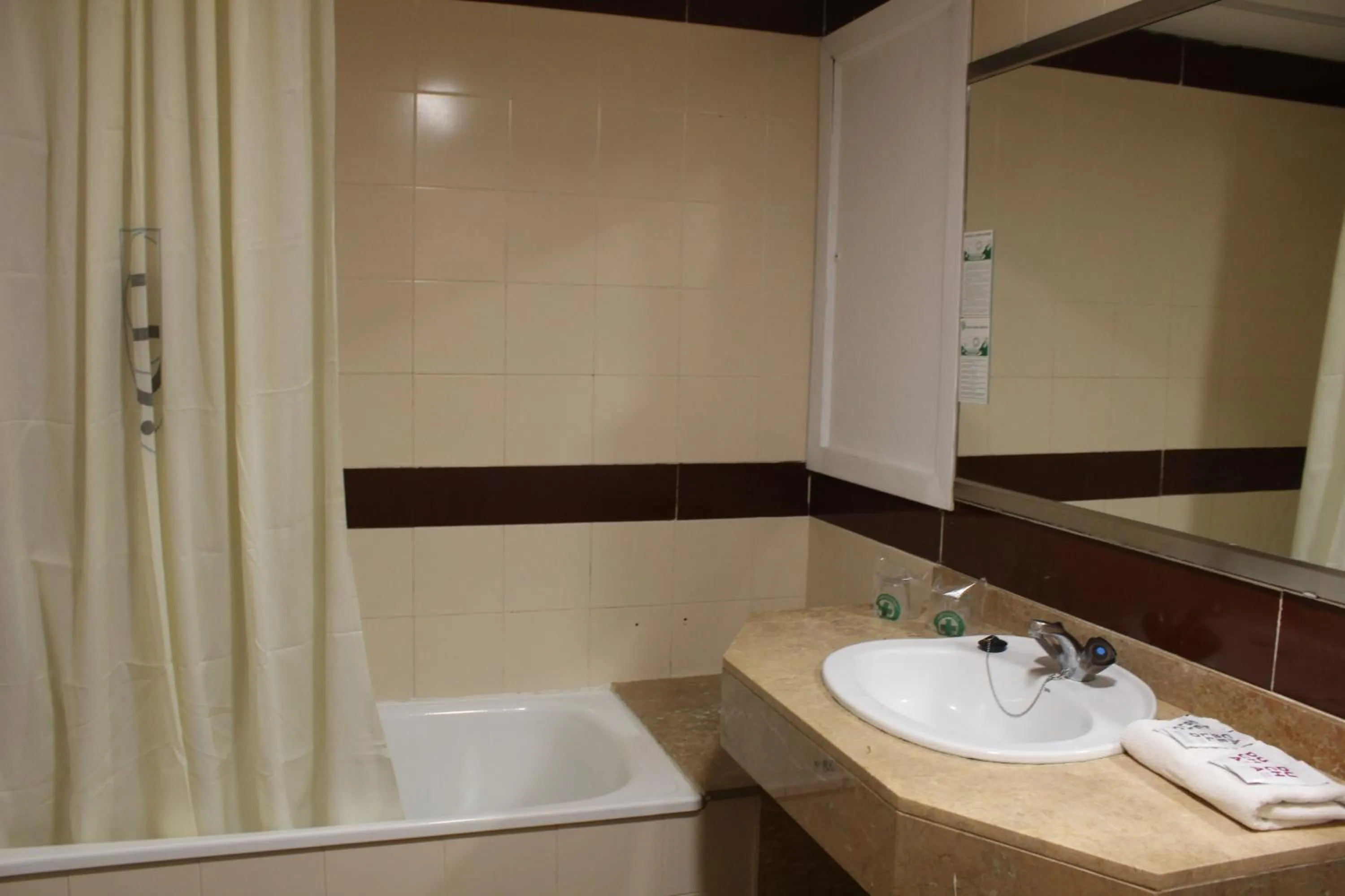 Bathroom in Hotel Esplendid