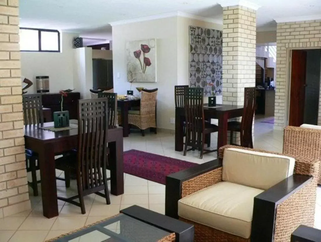 Lounge or bar, Restaurant/Places to Eat in Rustenburg Boutique Hotel