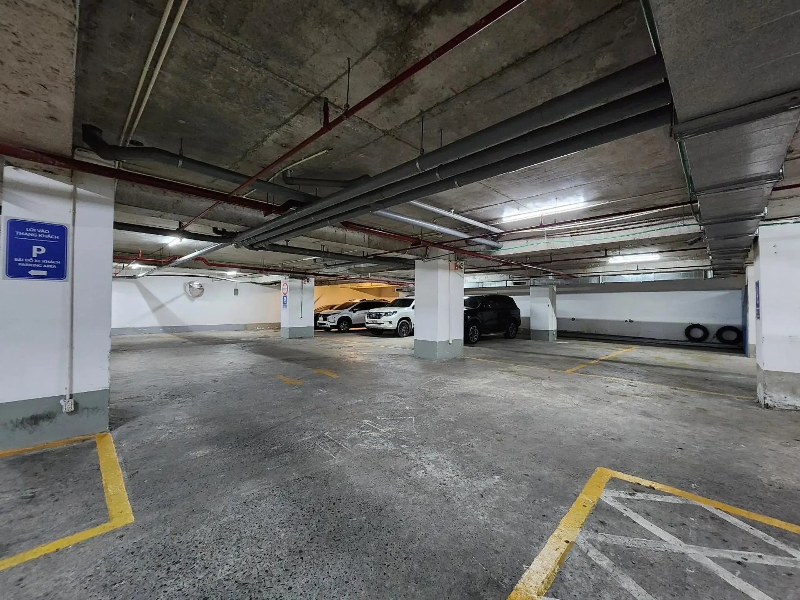 Parking in Muong Thanh Grand Saigon Centre Hotel