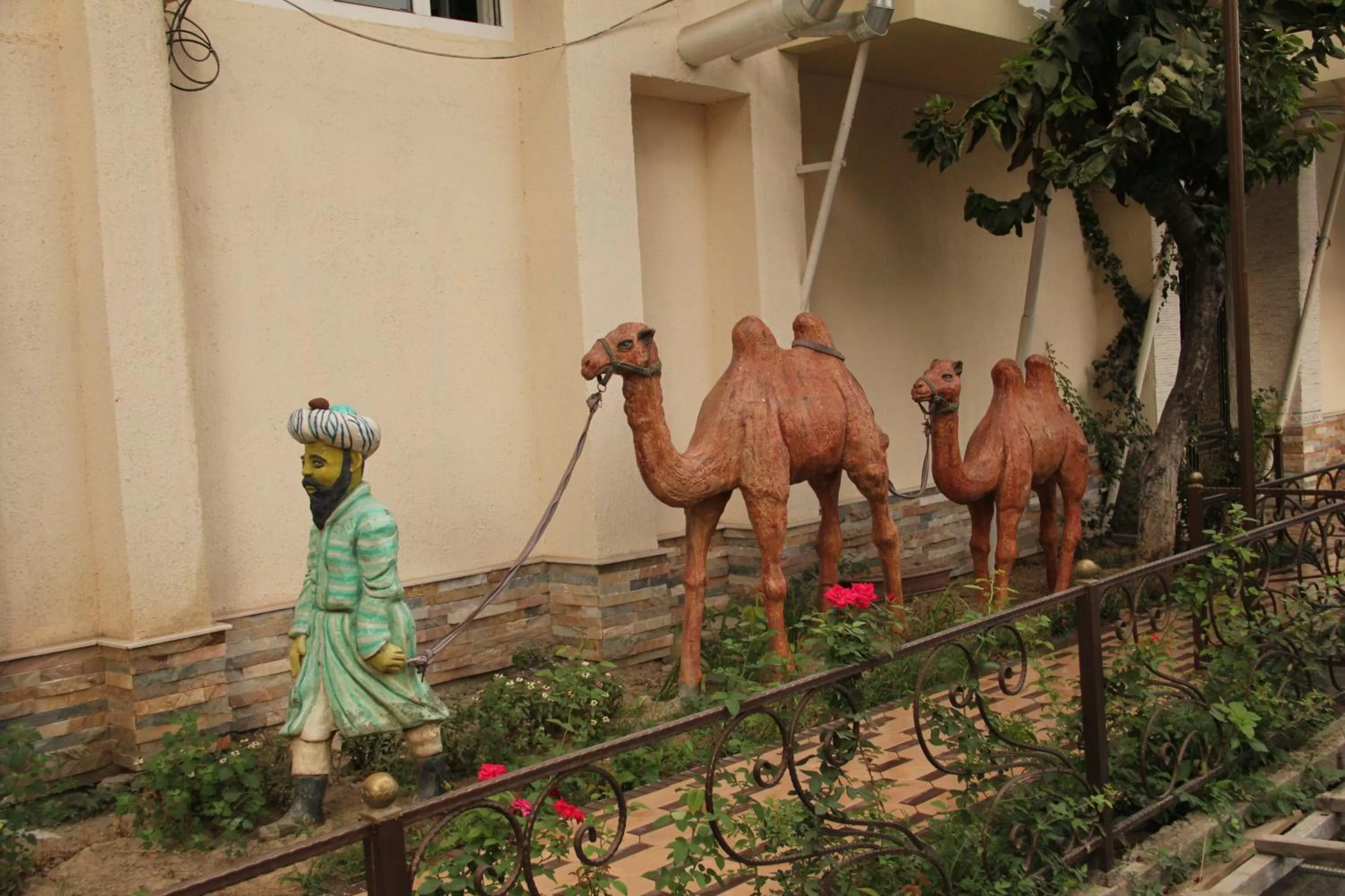 Animals in Anvar's Guests