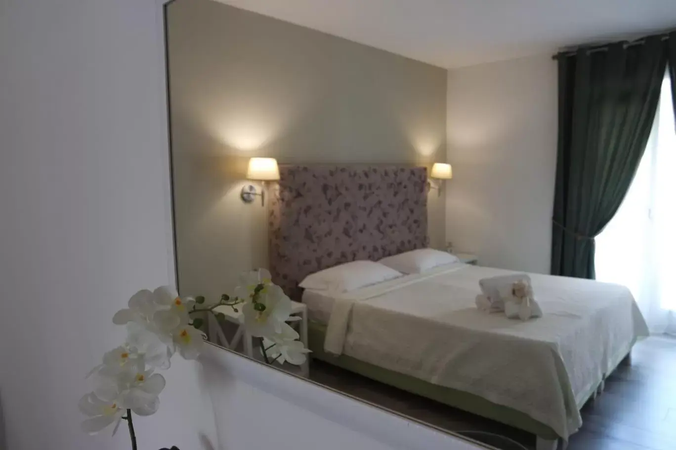 Double or Twin Room with Balcony in Hotel Pompei Be Green Double or Twin Room with Balcony in Hotel Pompei Be Green