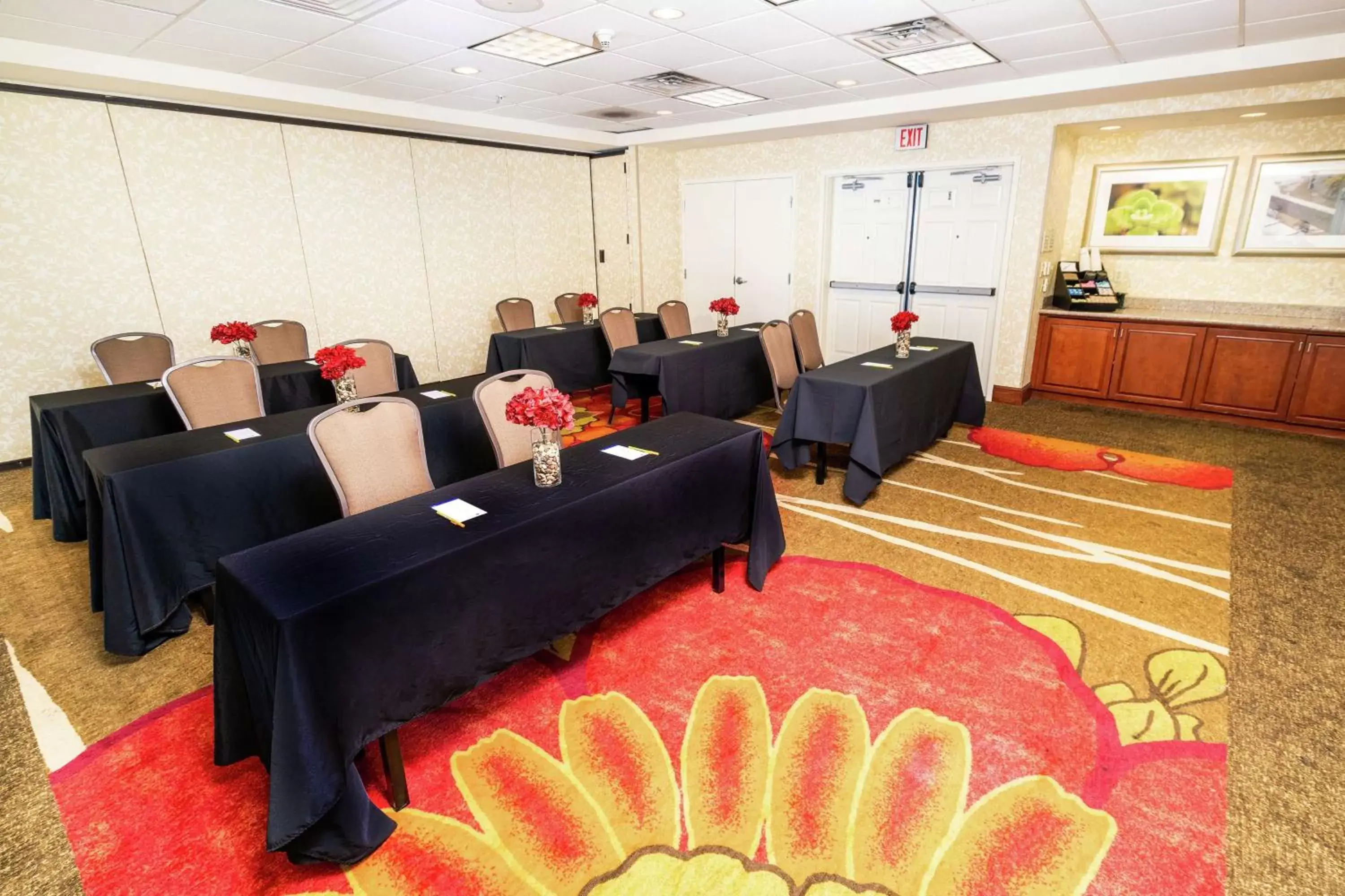 Meeting/conference room in Hilton Garden Inn Ontario Rancho Cucamonga