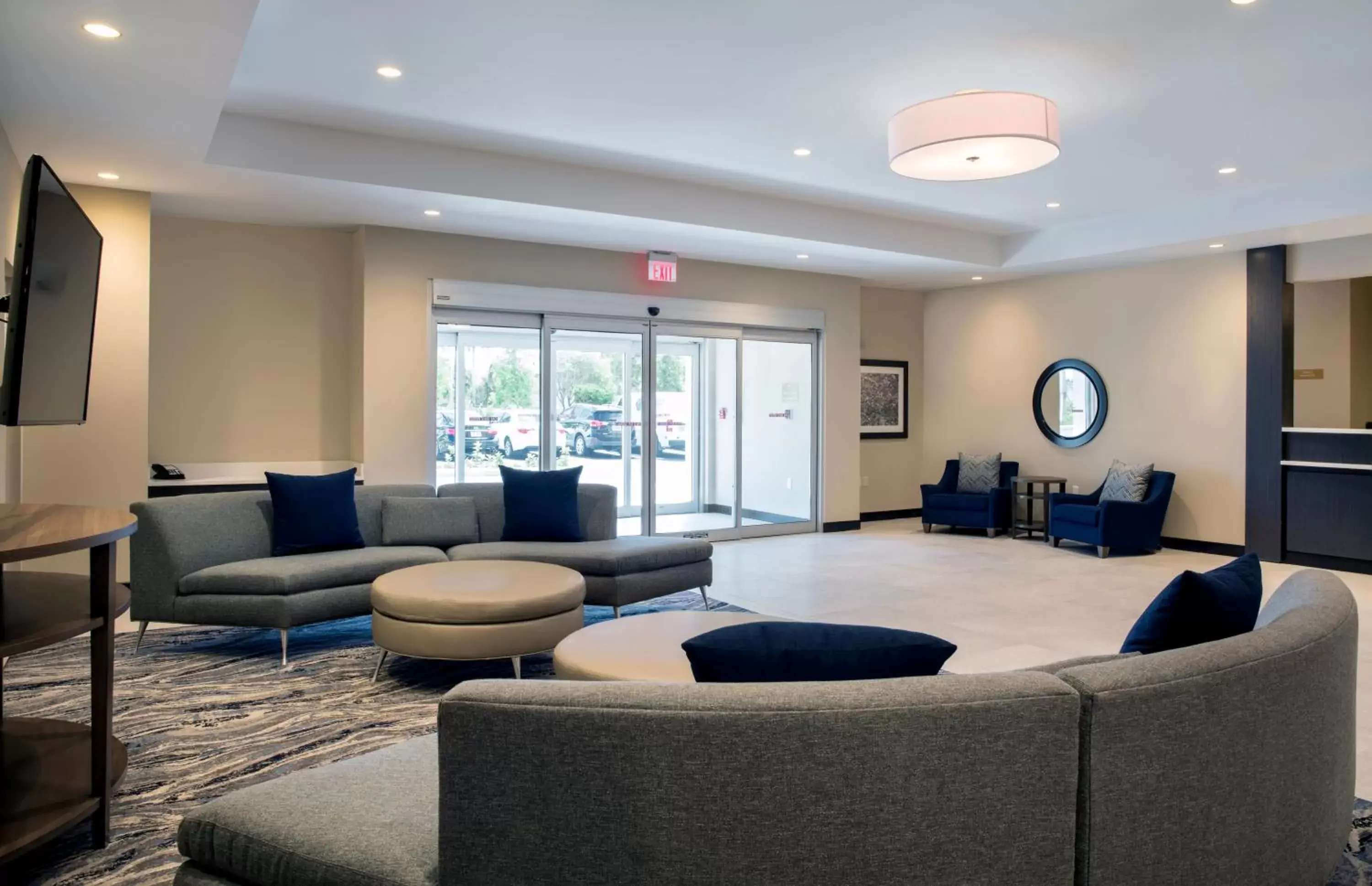 Property building, Seating Area in Candlewood Suites - Miami Exec Airport - Kendall, an IHG Hotel
