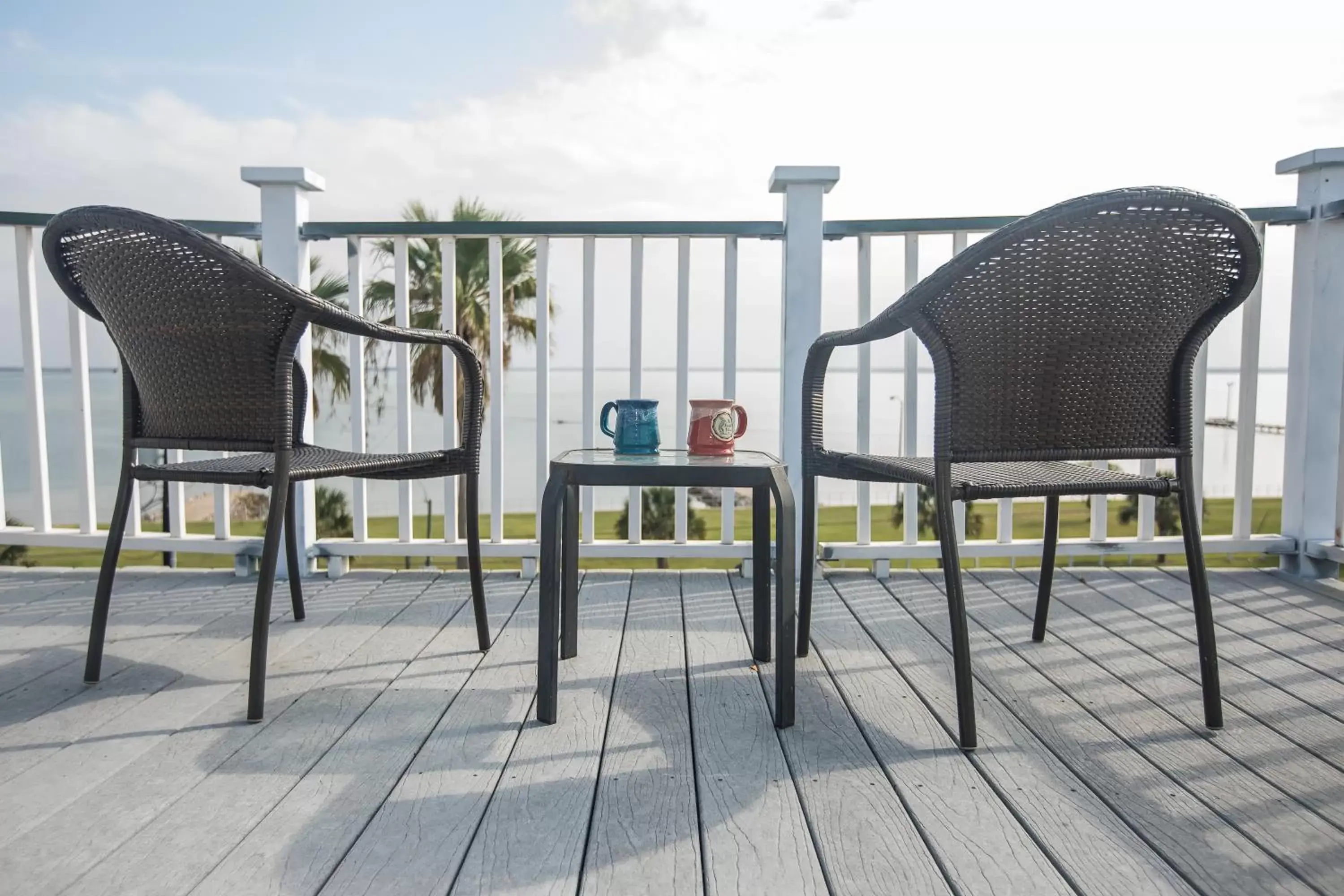 Balcony/Terrace in The Peaceful Pelican LLC