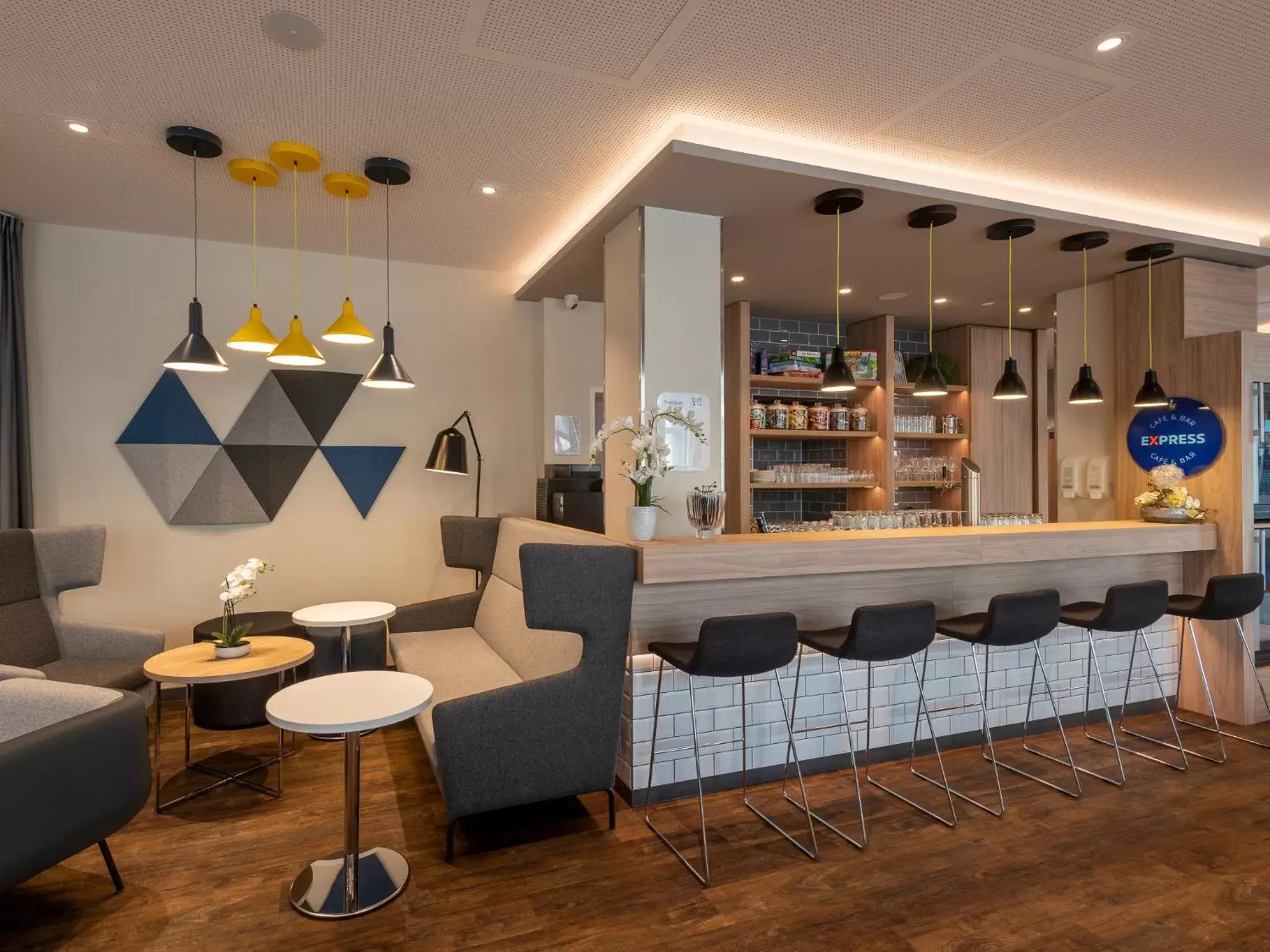 Restaurant/places to eat in Holiday Inn Express - Offenbach by IHG Restaurant/places to eat in Holiday Inn Express - Offenbach by IHG