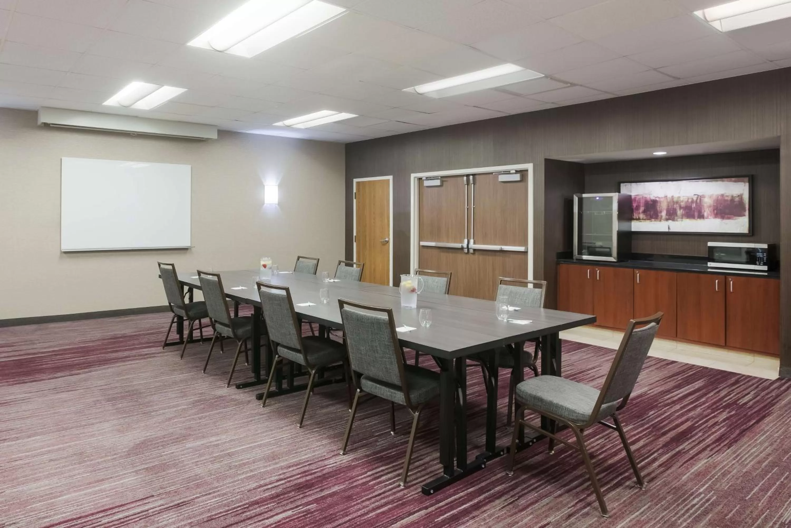 Meeting/conference room in Sonesta Select Atlanta Midtown Georgia Tech