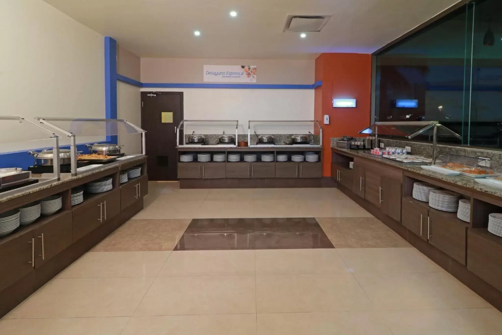 Breakfast, Food in Holiday Inn Express - Tuxpan, an IHG Hotel