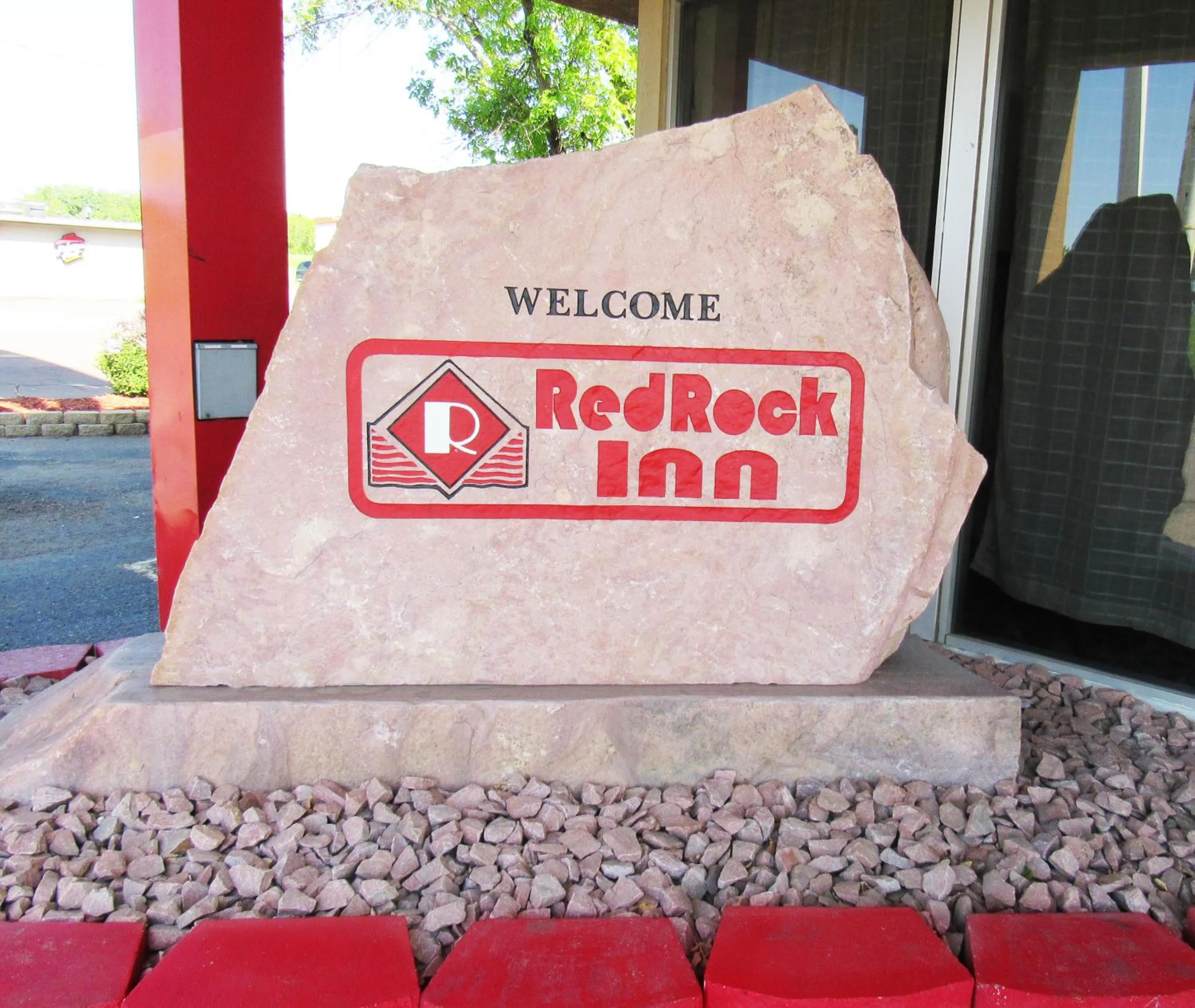 Property logo or sign, Property Logo/Sign in RedRock Inn Sioux Falls