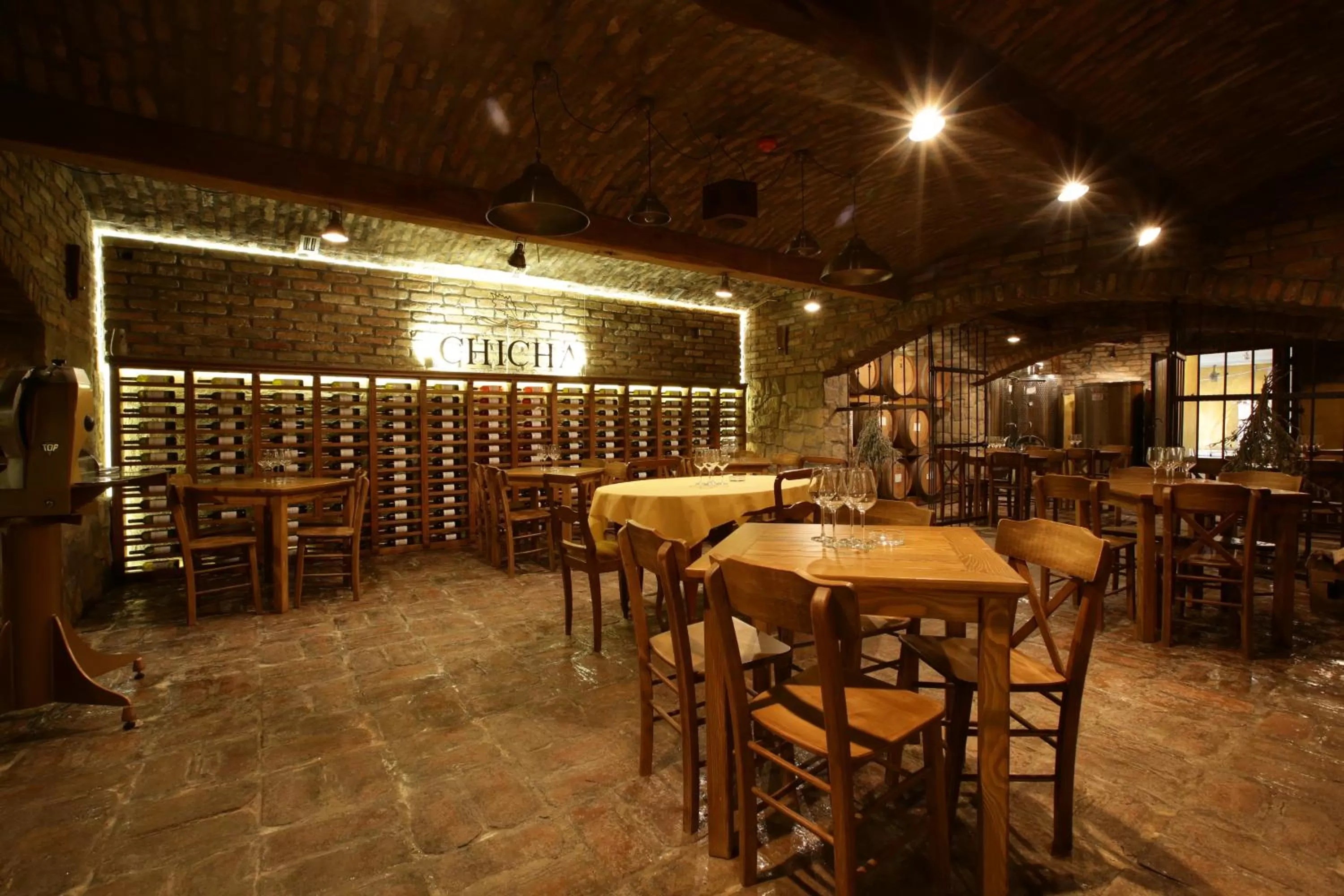 Garni Hotel Chicha - Winery ŠKRBIĆ