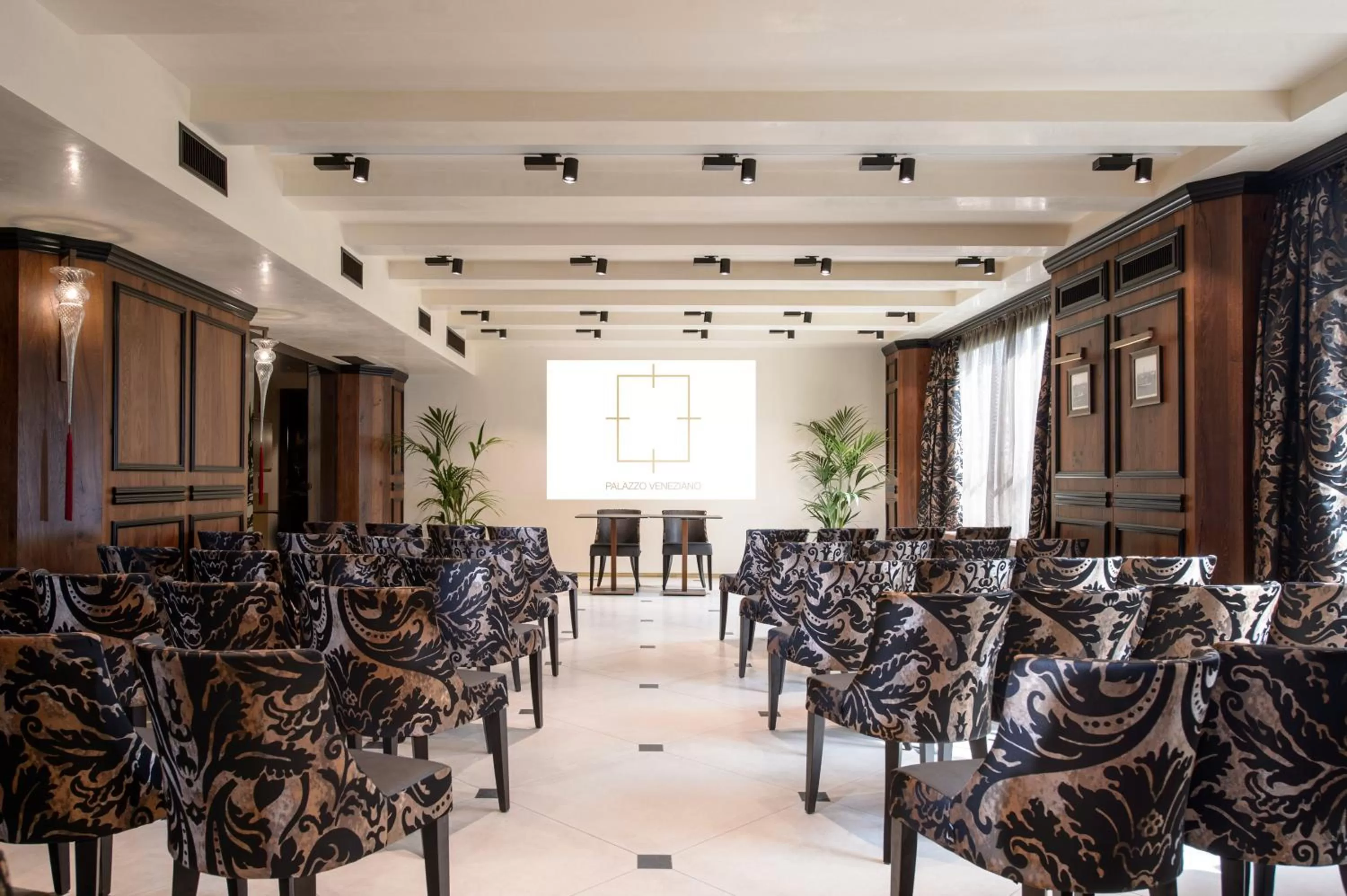 Business facilities in Palazzo Veneziano - Venice Collection