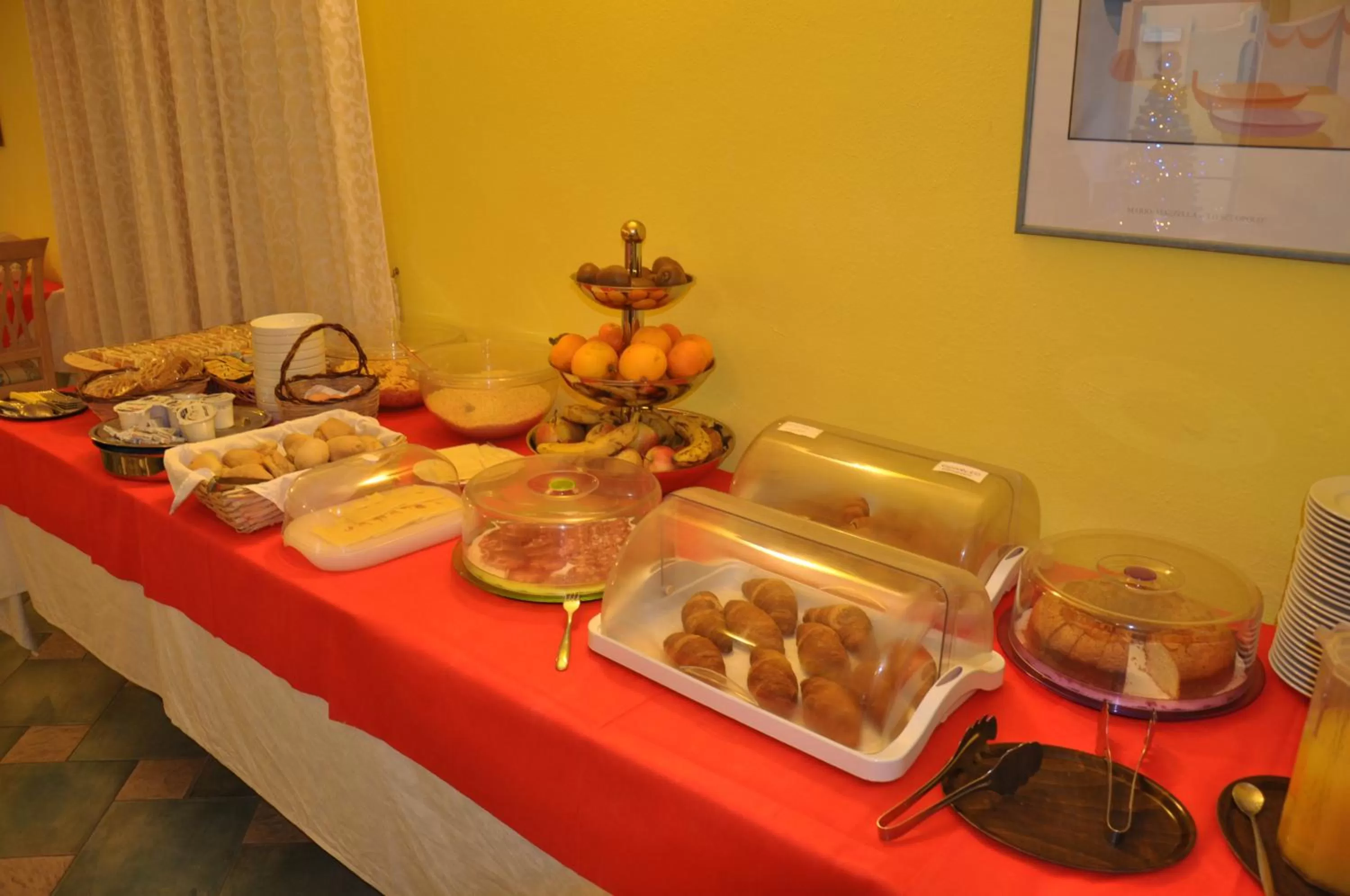 Buffet breakfast in Hotel La Marticana