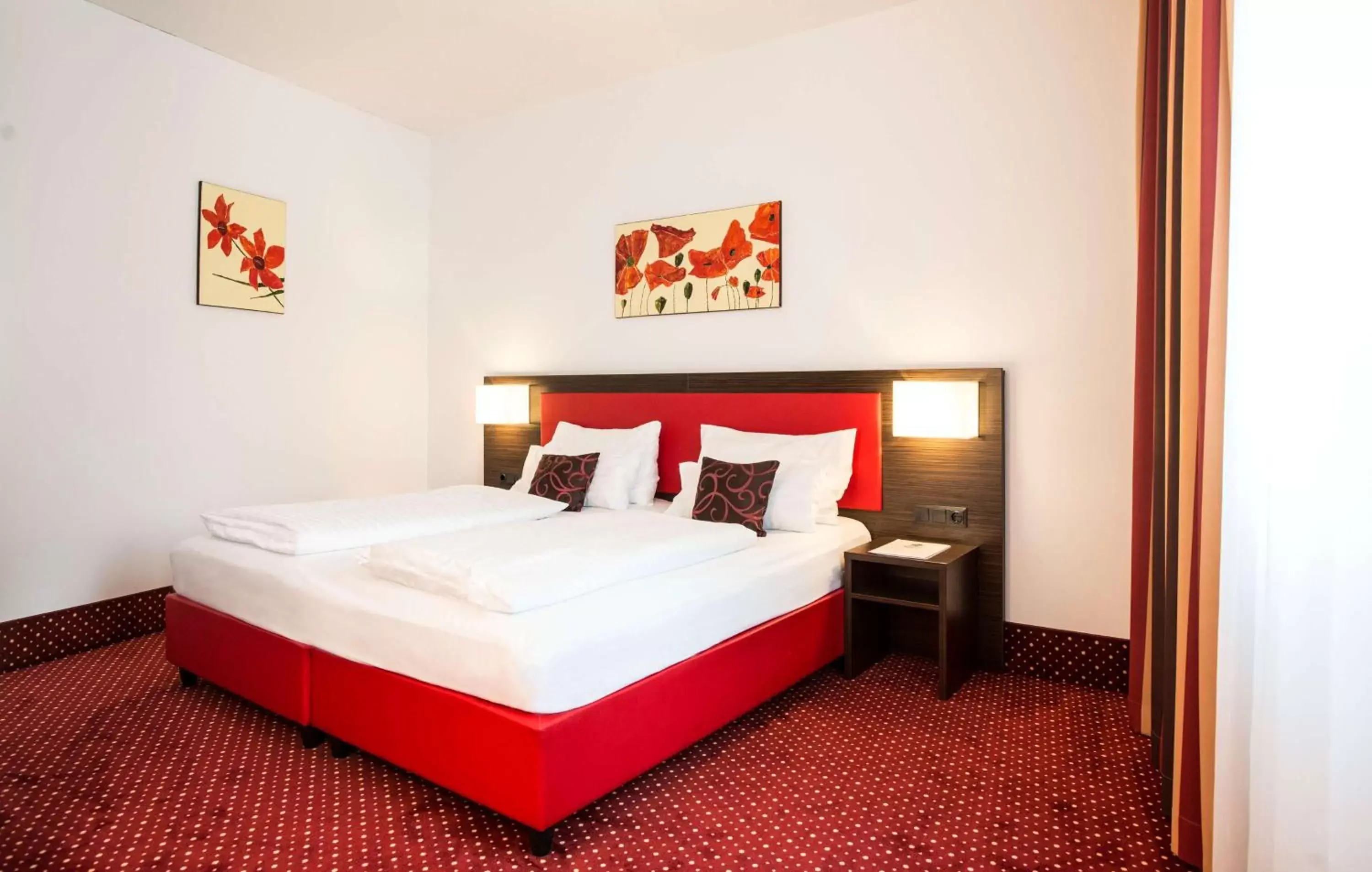 Photo of the whole room, Bed in Best Western Plus Amedia Wien