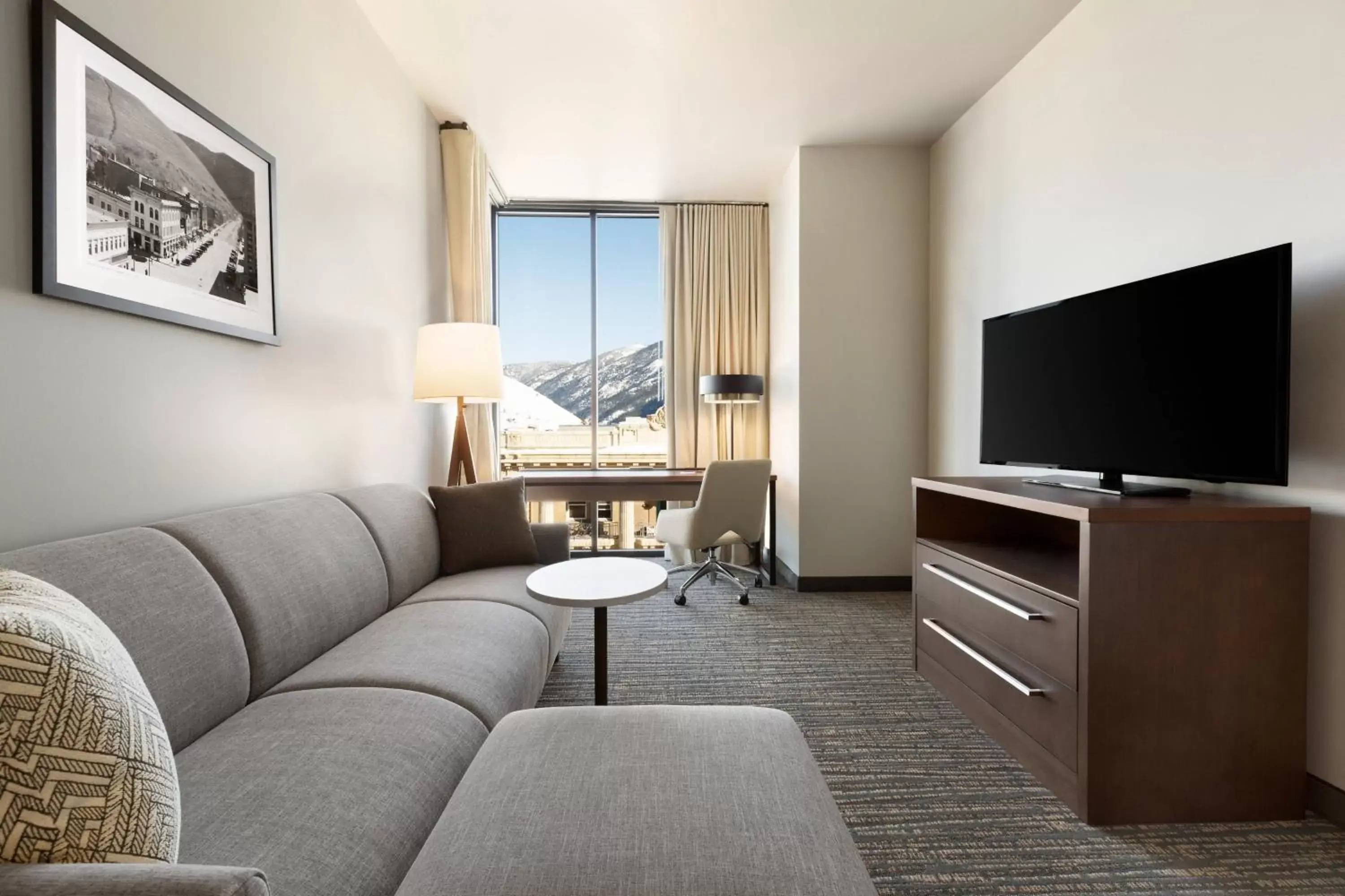 Living room, Seating Area in Residence Inn by Marriott Missoula Downtown