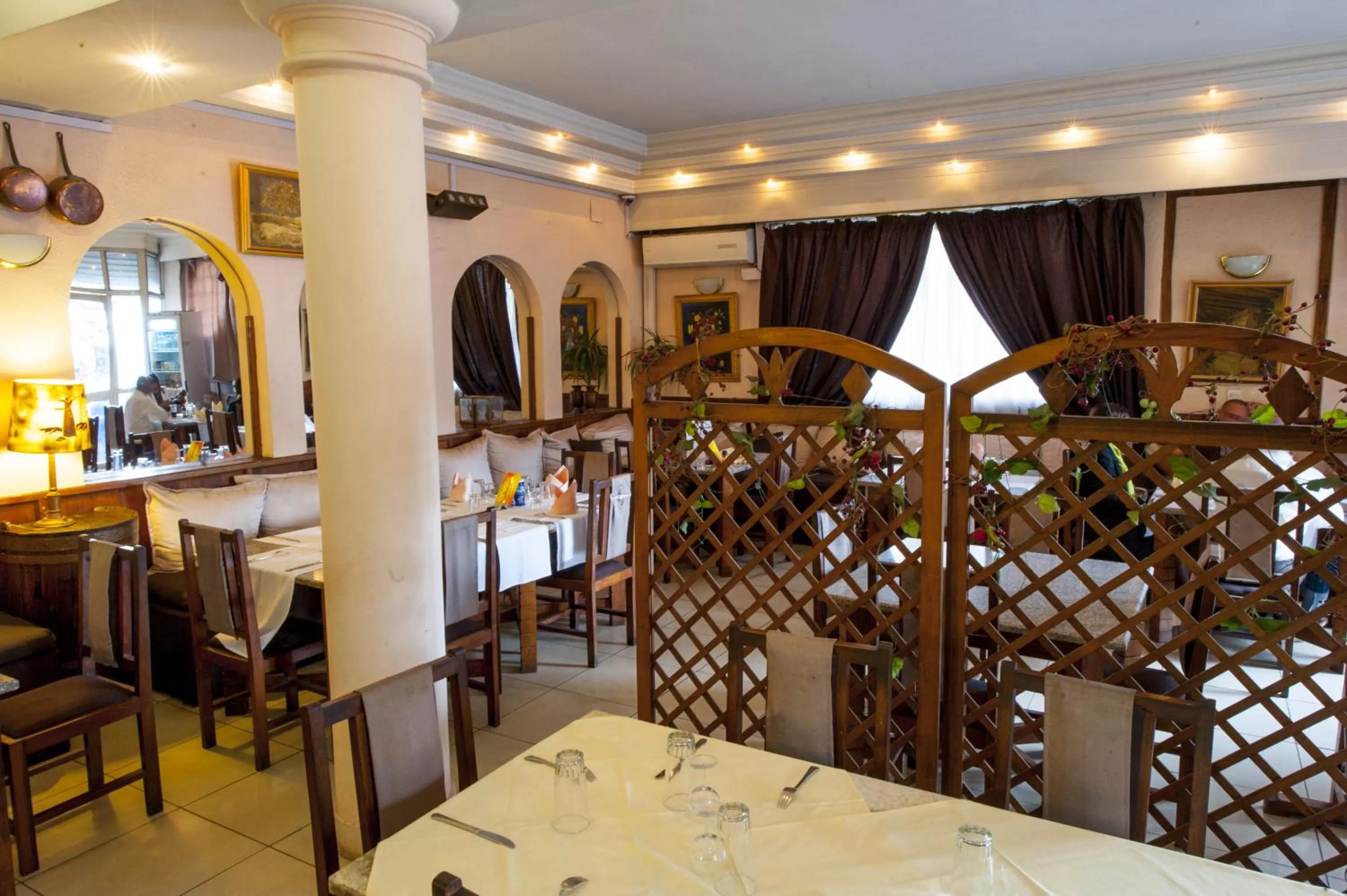 Restaurant/places to eat in Hotel Le Relais Normand