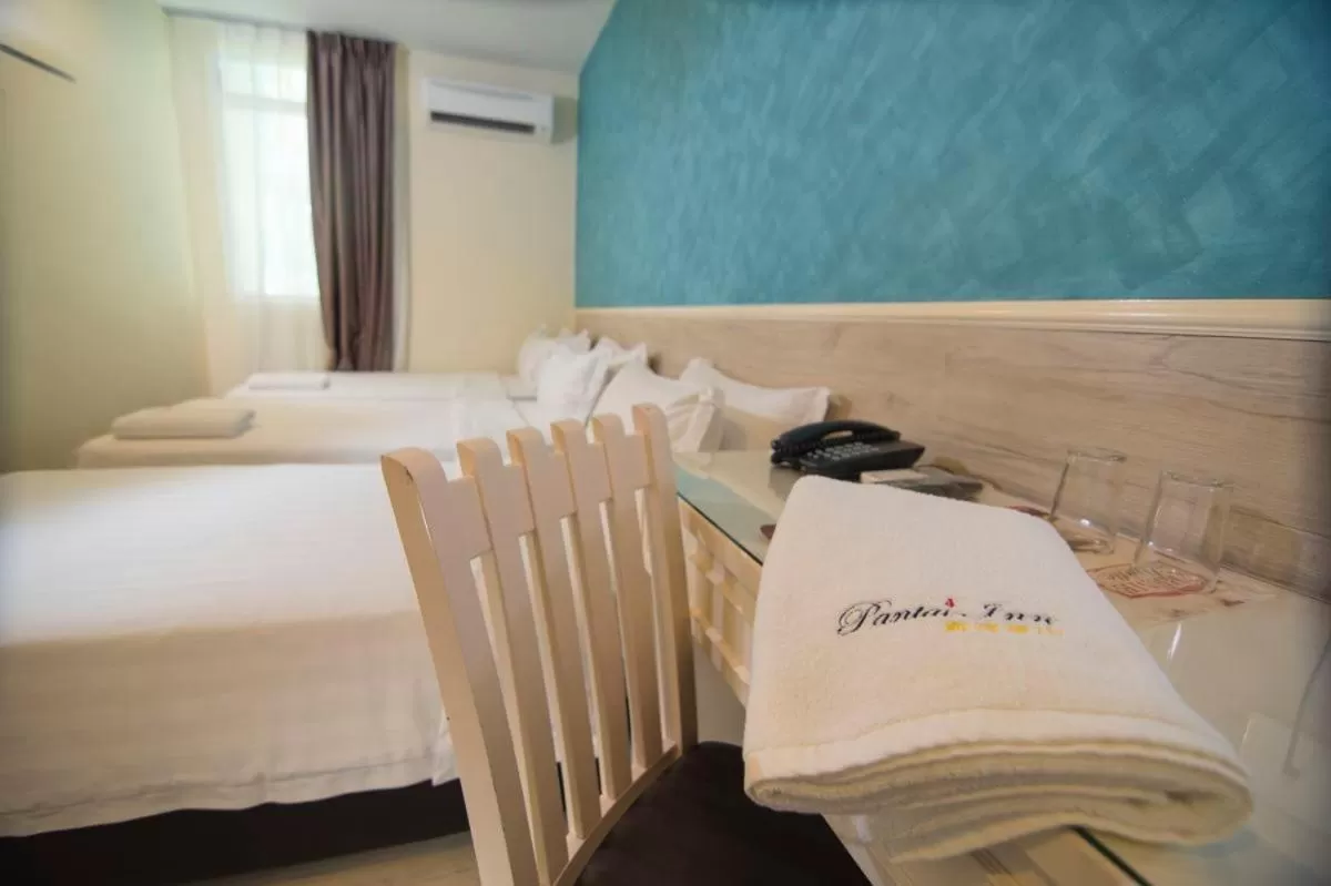 Bed in Pantai Inn Kota Kinabalu