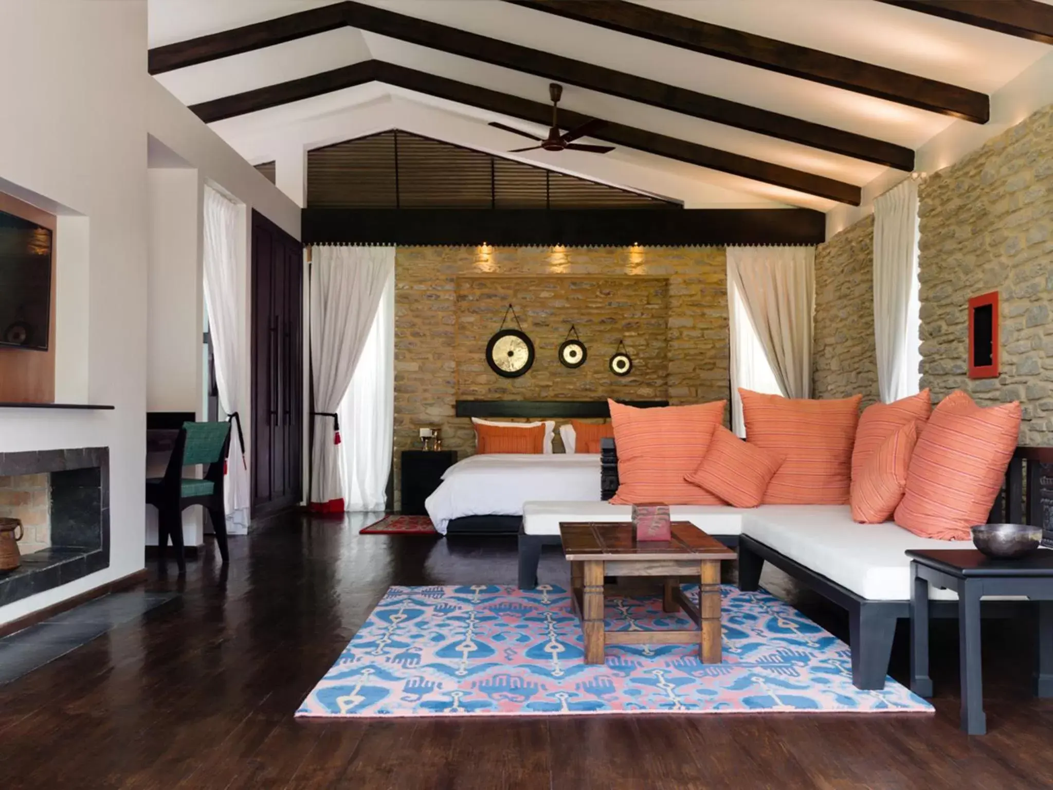 Bedroom, Seating Area in The Pavilions Himalayas The Farm