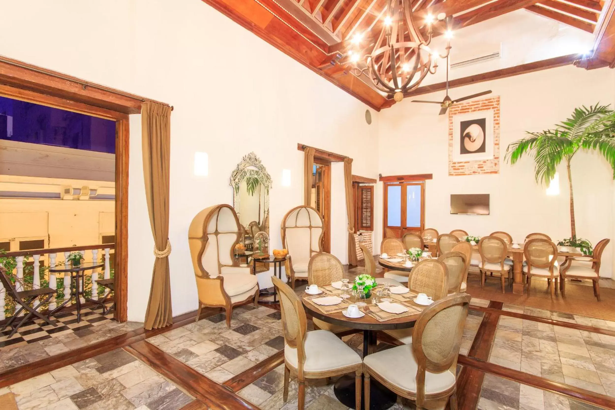 Restaurant/places to eat, Dining Area in Hotel Boutique Casa del Coliseo