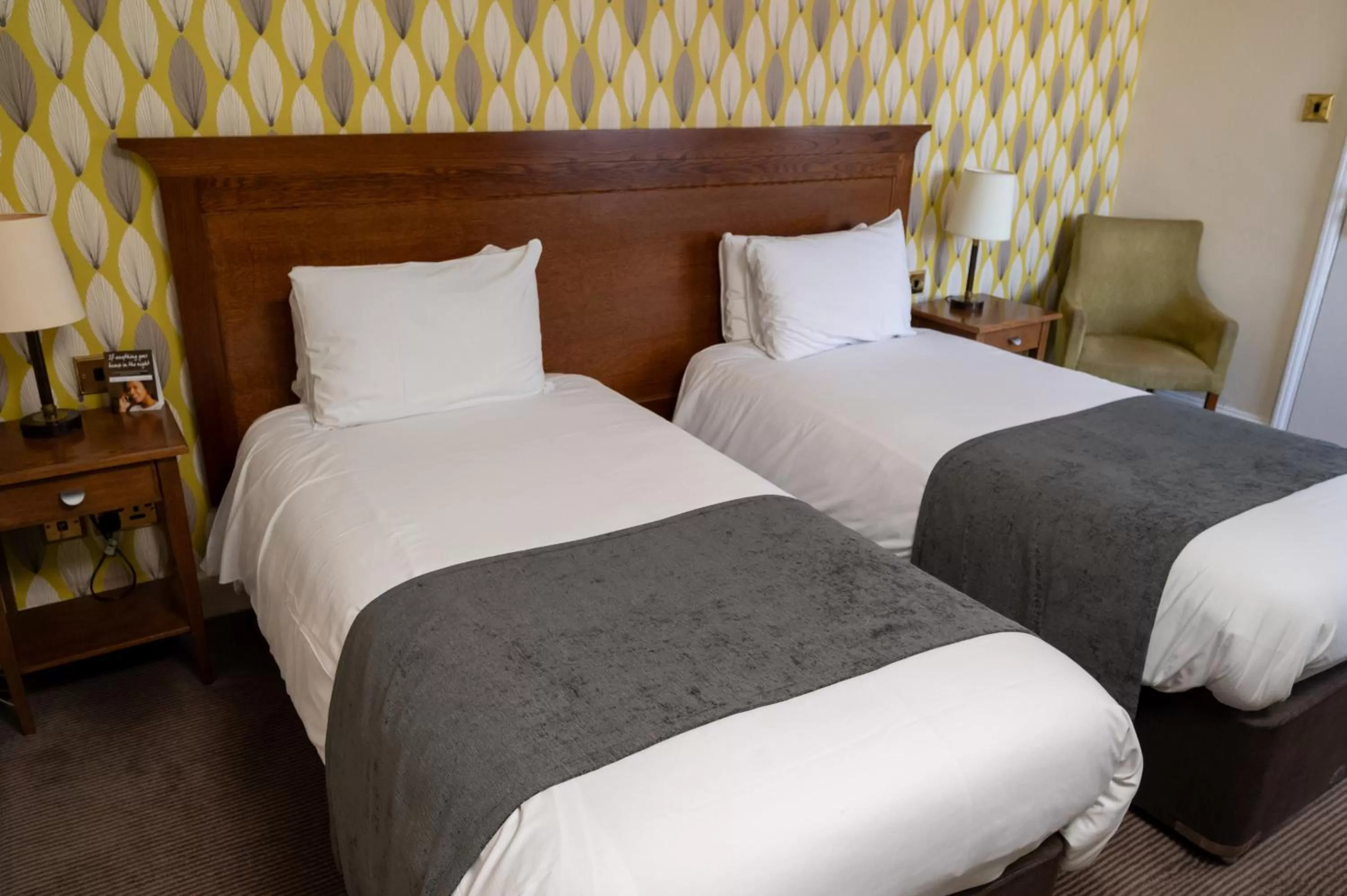 Bed in Antelope by Greene King Inns