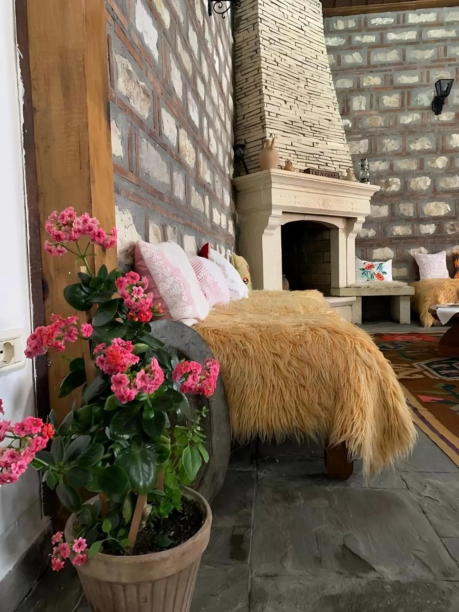 flat iron in Hotel Berati