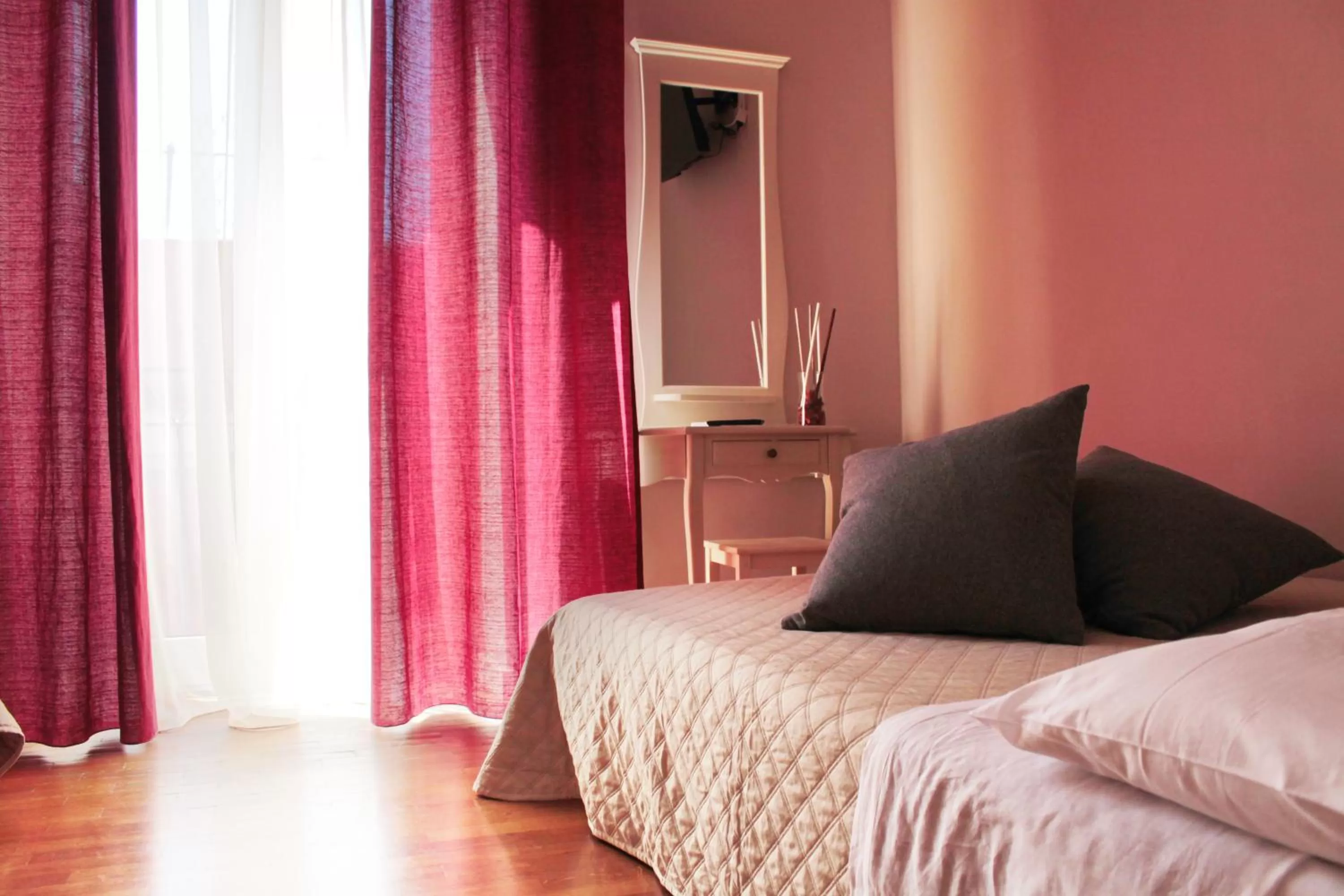 Bedroom, Bed in Vesuviane 'E Belle 'Mbriane B&B