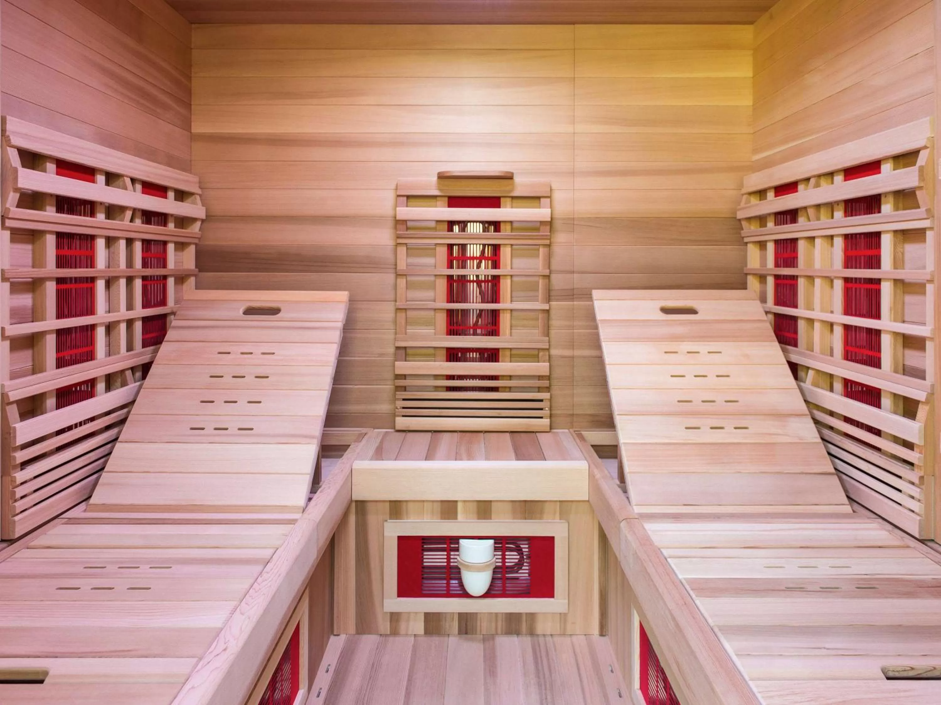 On site, Bed in ibis Styles Louvain-la-Neuve Hotel and Events