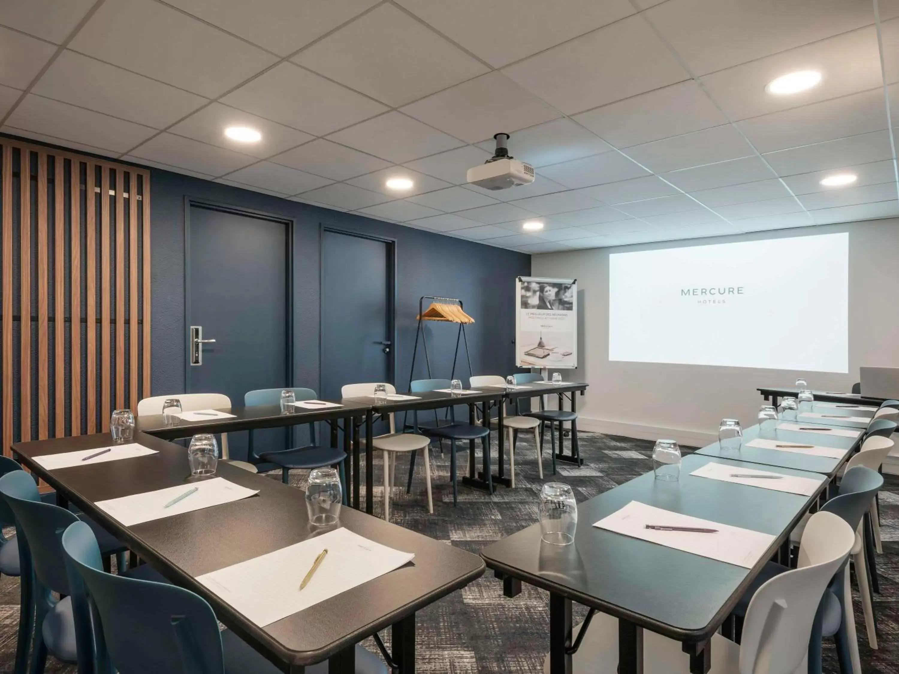 Meeting/conference room in Mercure Paris Montparnasse Pasteur