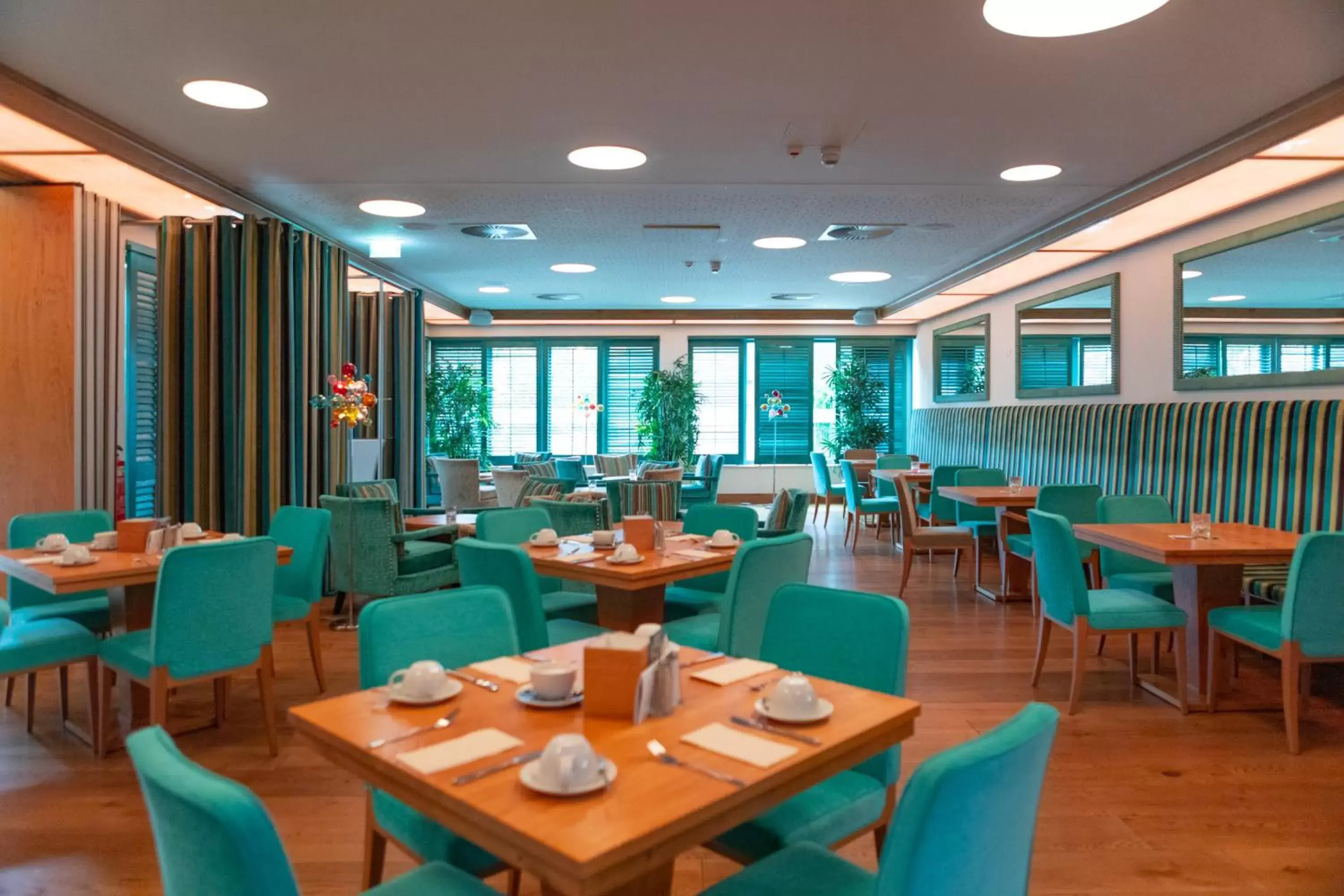 Banquet/Function facilities, Restaurant/Places to Eat in Olymp Munich