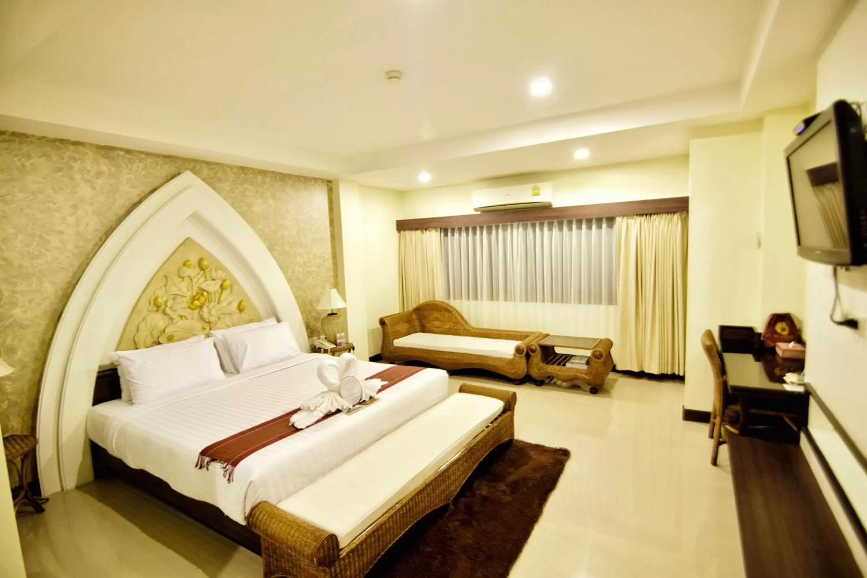 Photo of the whole room in Phanomrungpuri Hotel Buriram