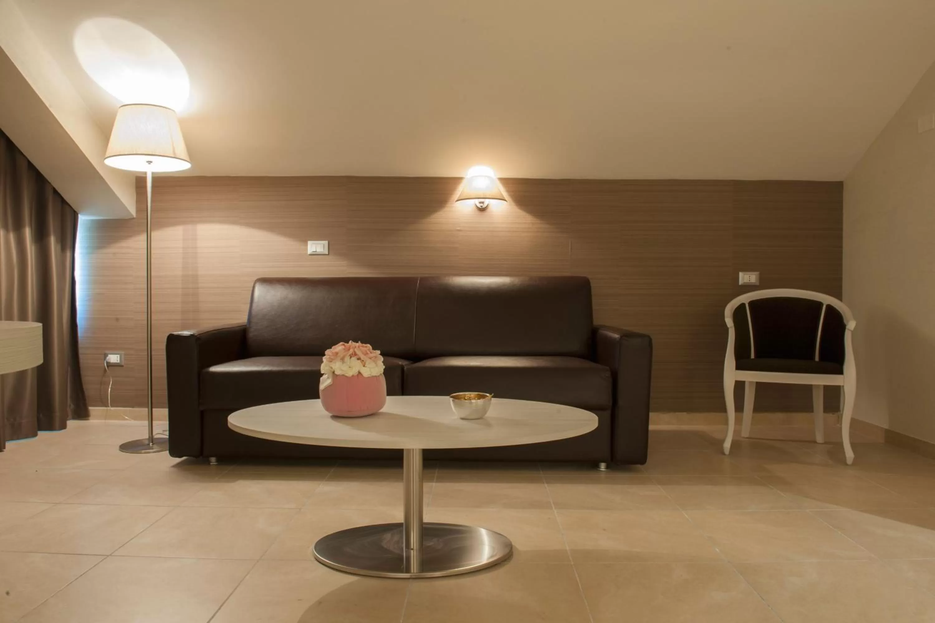 Seating area in Hotel Fini