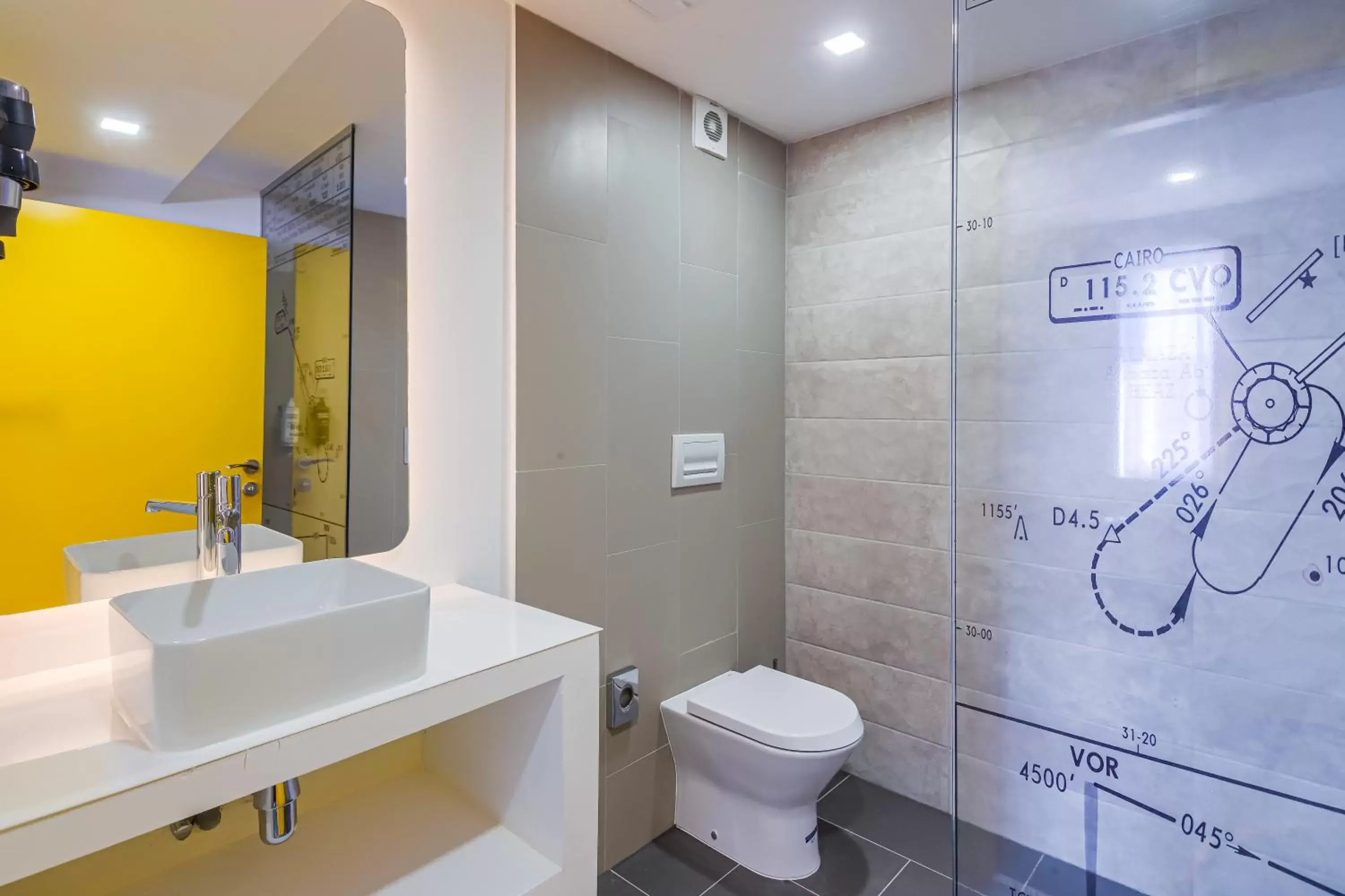 Bathroom in Ibis Styles Bucharest Airport