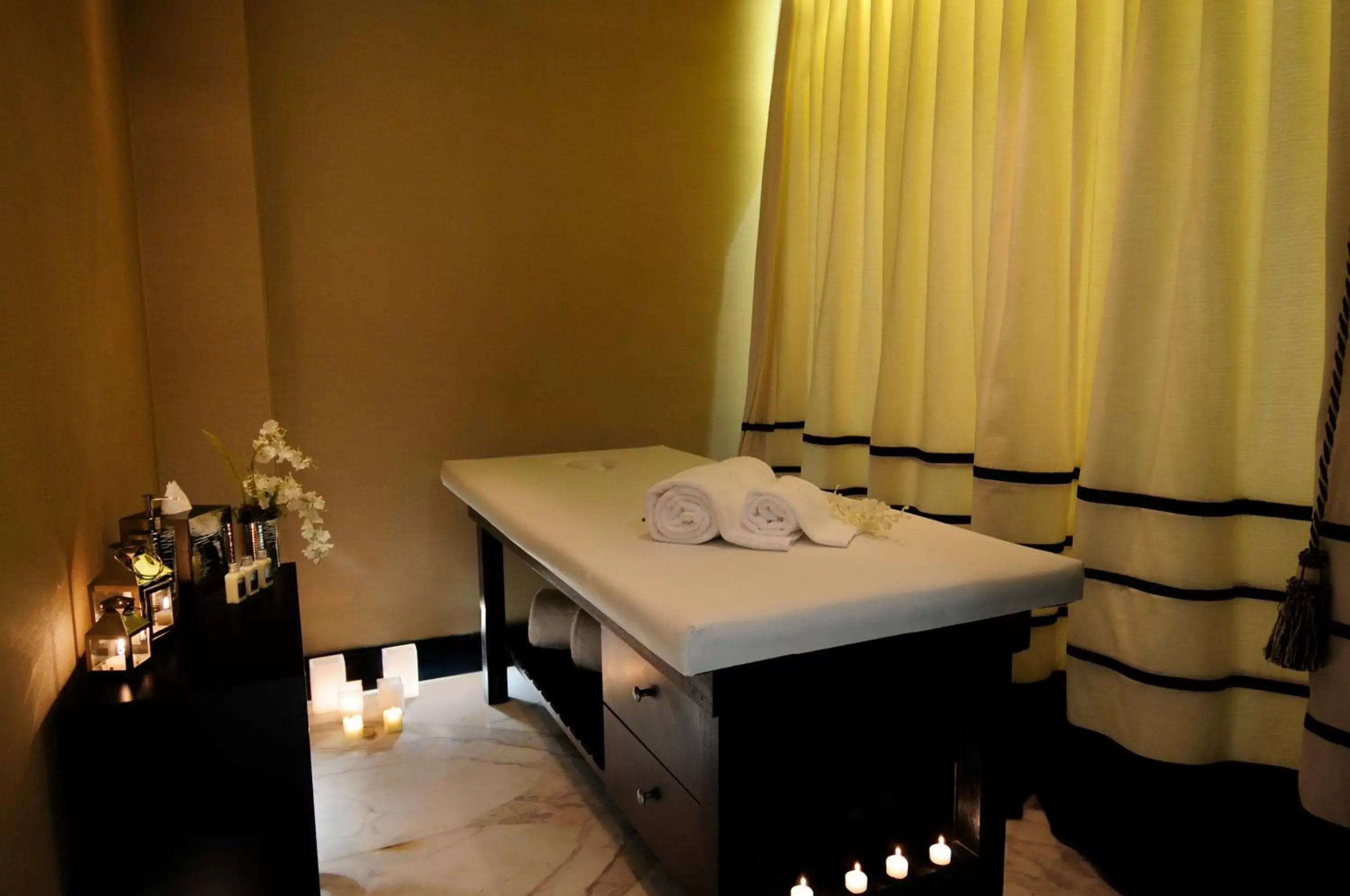 Spa and wellness centre/facilities in 1828 Smart Hotel Boutique
