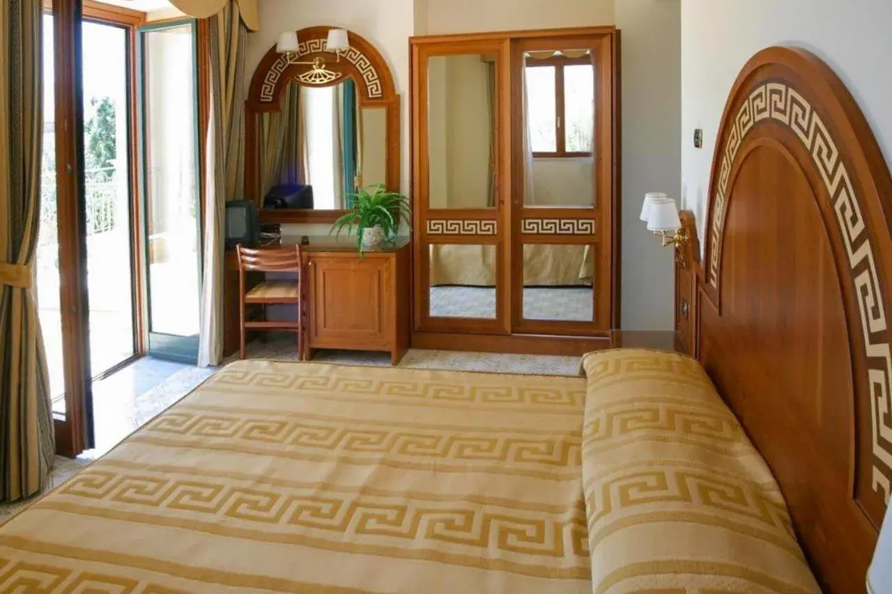 Bed in Hotel Villa Igea