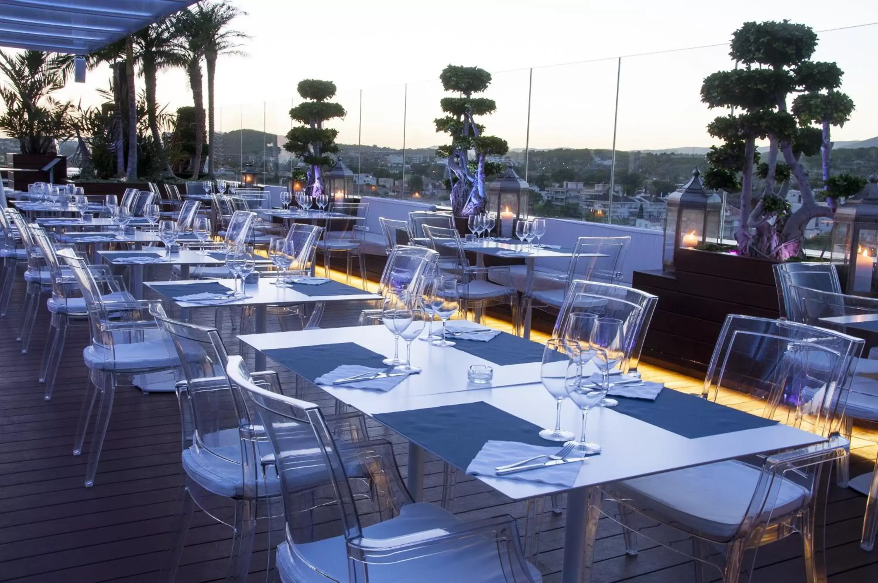 Balcony/Terrace, Restaurant/Places to Eat in Hotel MiM Sitges & Spa