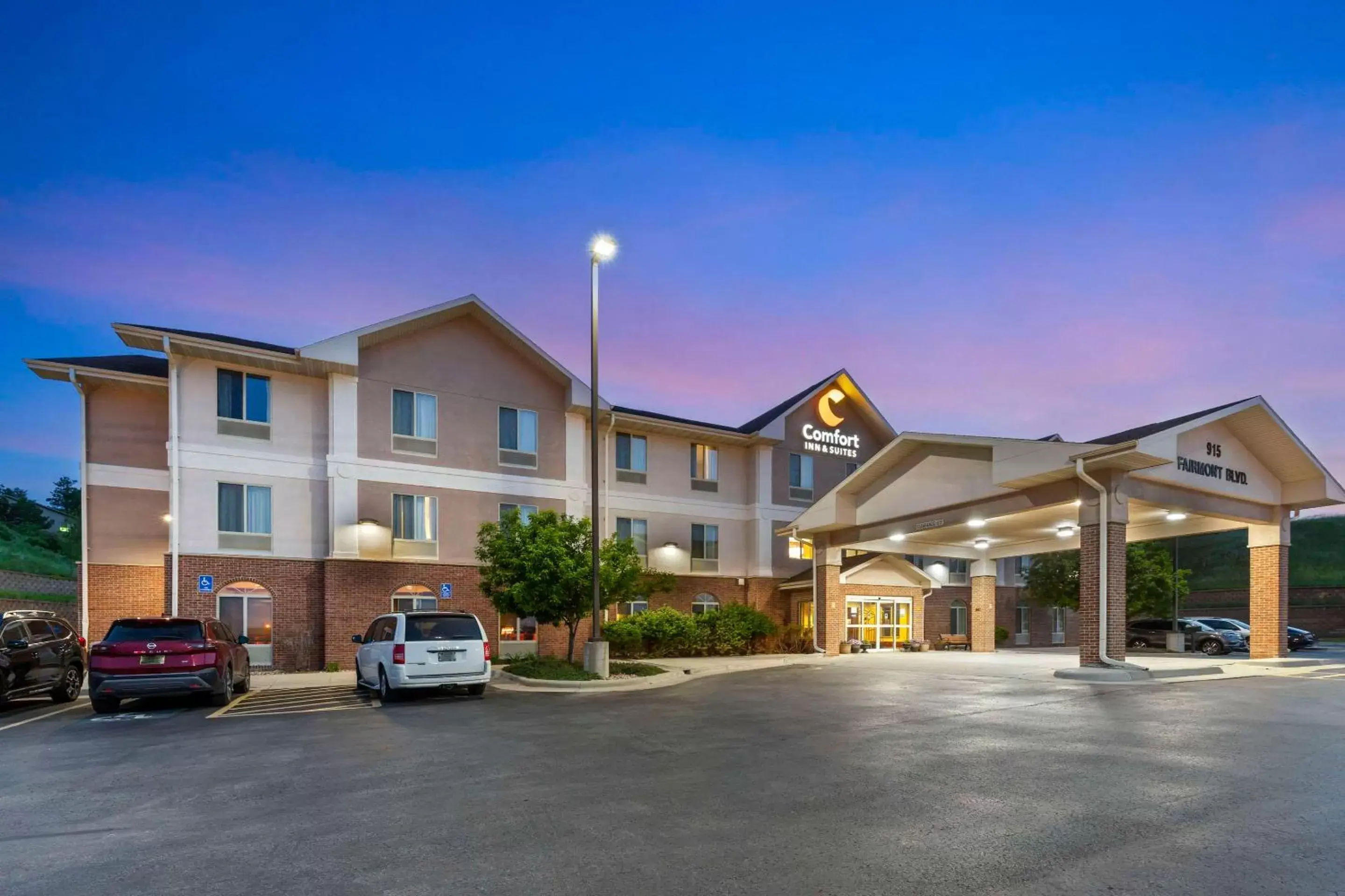 Property Building in Comfort Inn & Suites Rapid City