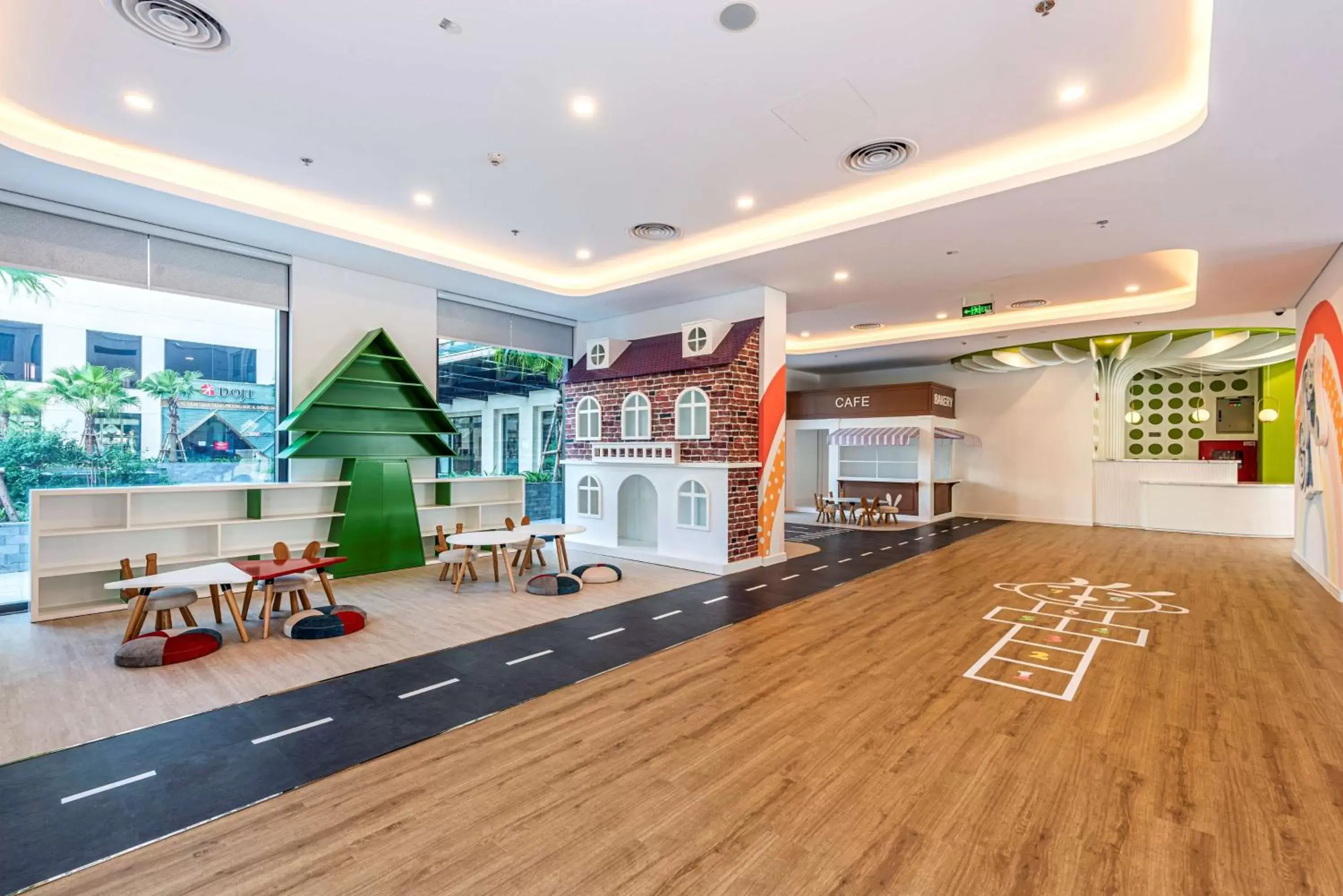 Property building in Best Western Premier Sapphire Ha Long Property building in Best Western Premier Sapphire Ha Long