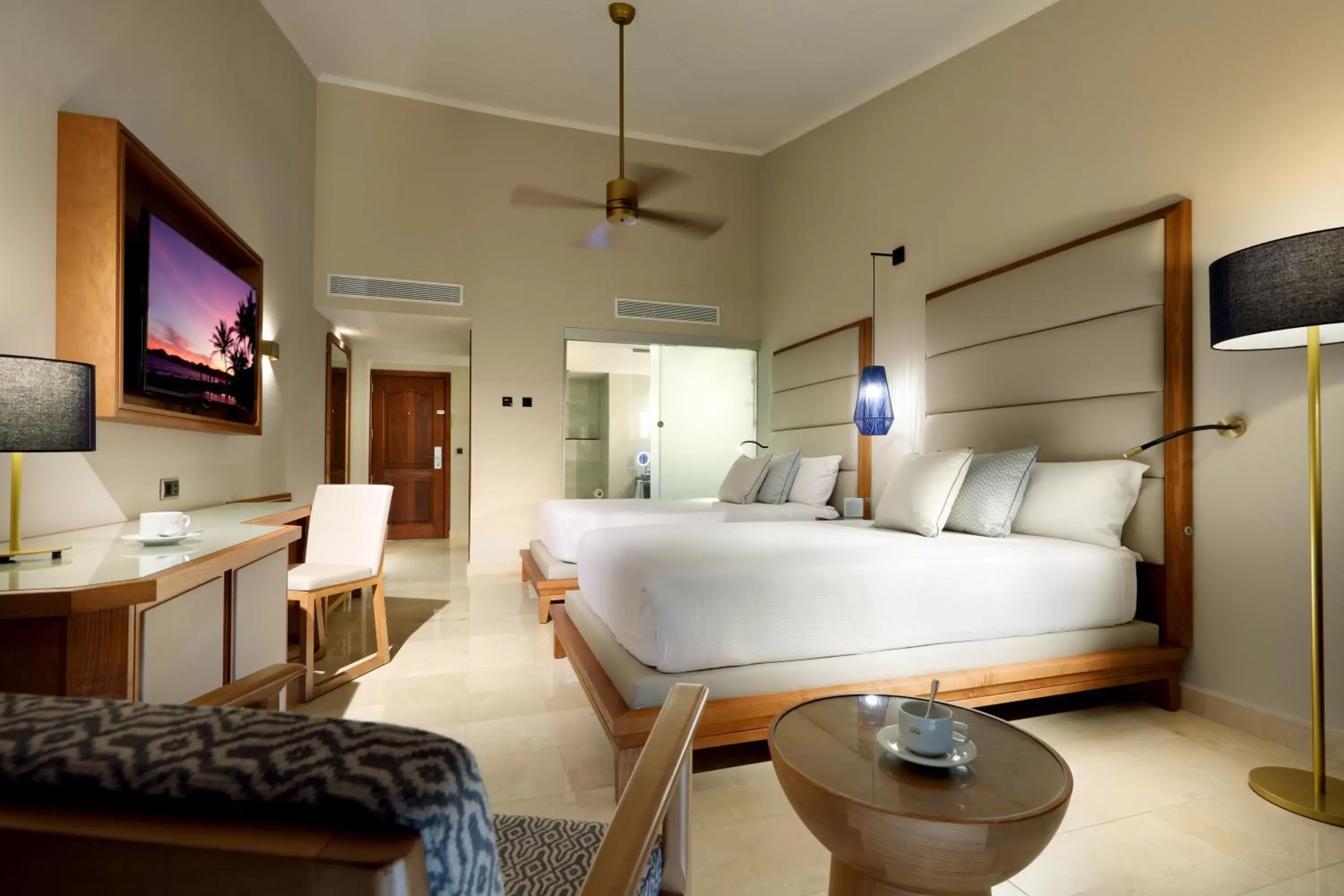 Bedroom, Bed in Grand Palladium Punta Cana Resort & Spa - All Inclusive