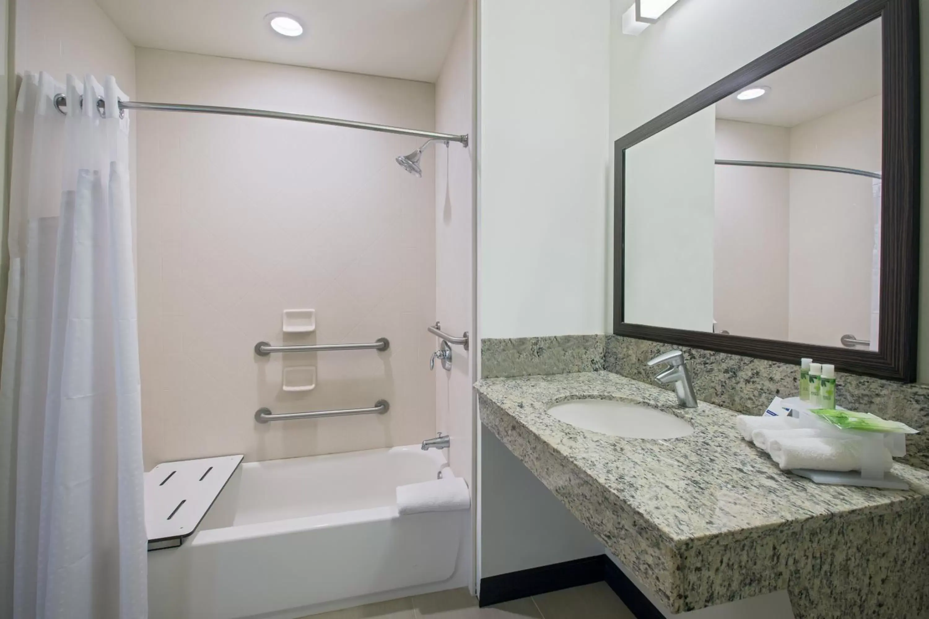 Bathroom in Holiday Inn Express & Suites Kailua-Kona, an IHG Hotel