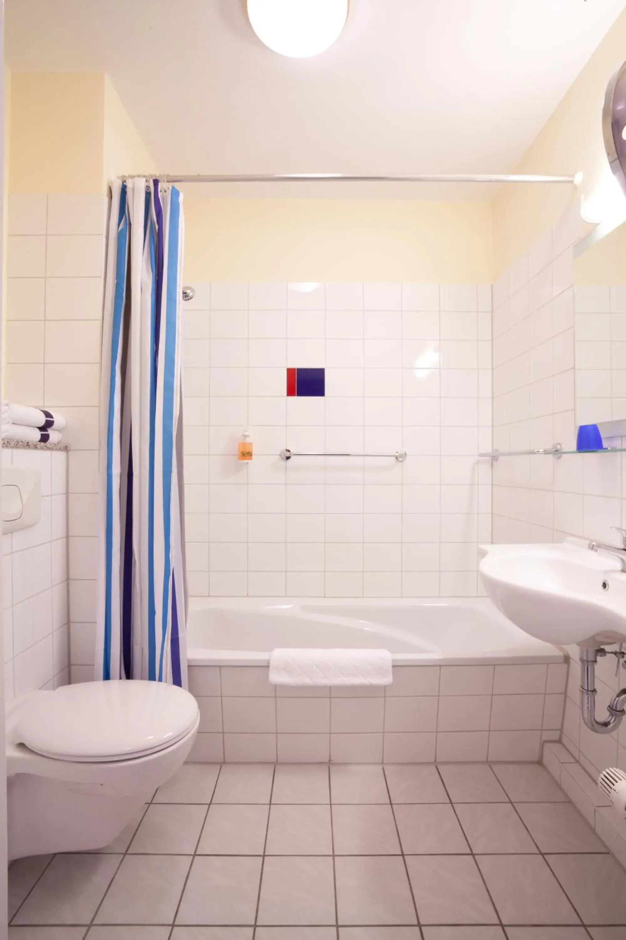 Bathroom in Hotel Hanseport Hamburg