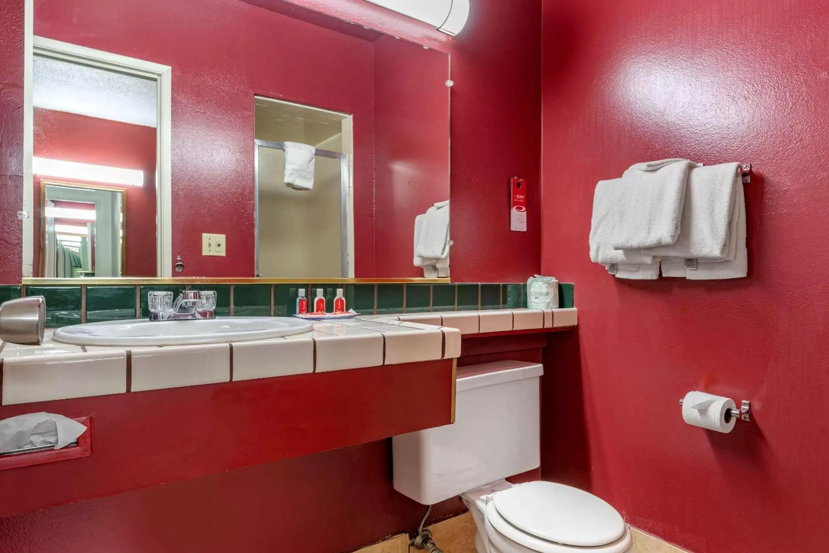 Photo of the whole room, Bathroom in Econo Lodge Fallon Naval Air Station Area